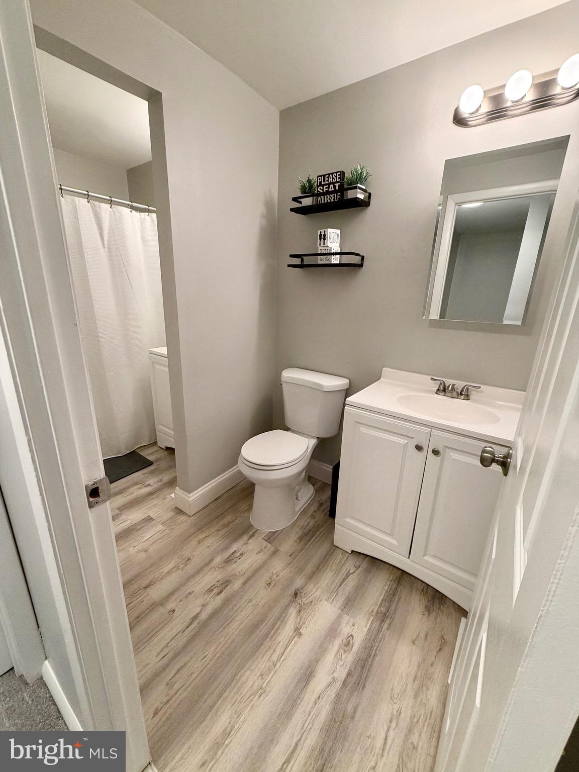 ELIZABETHS LANDING - Residential