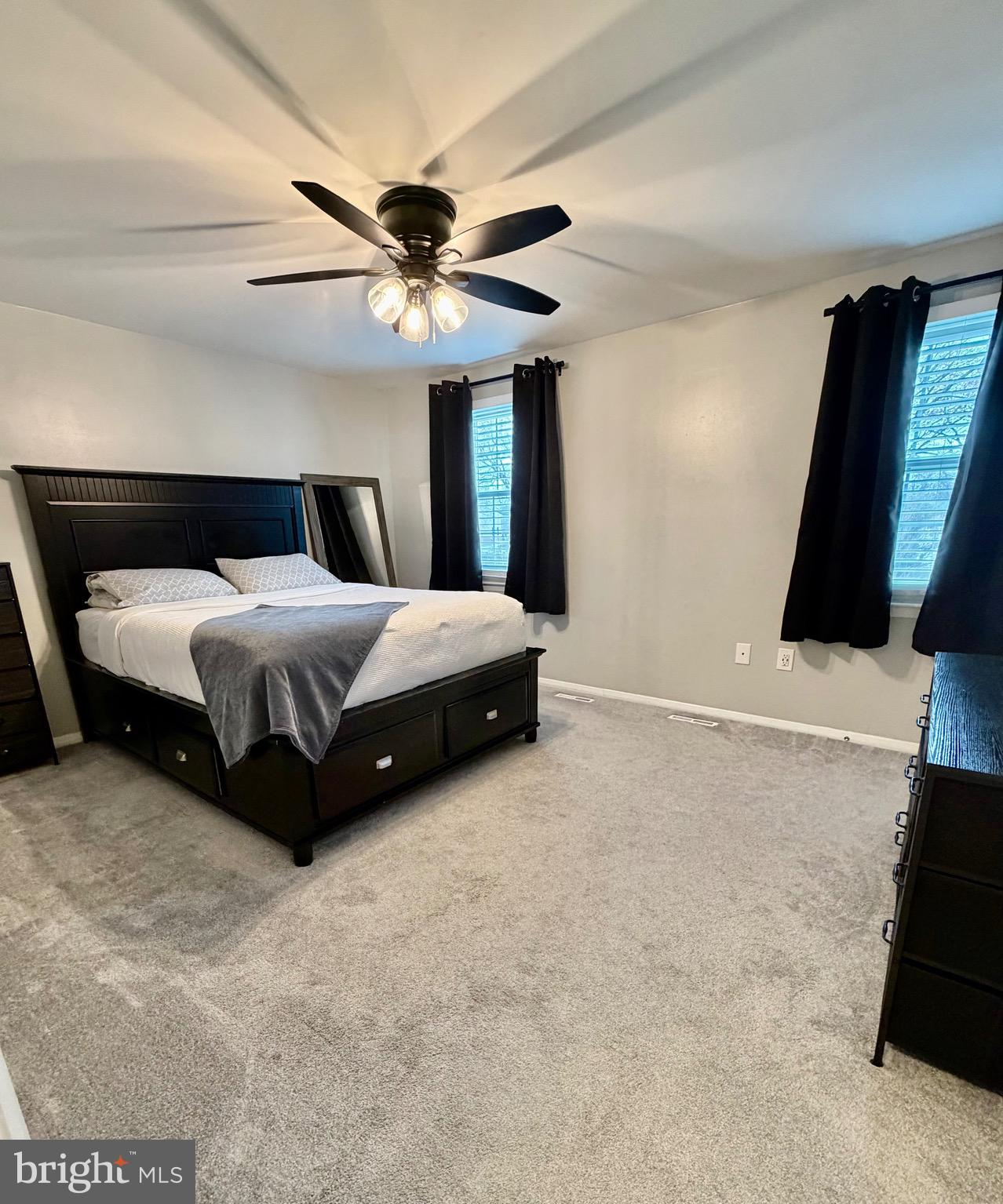 ELIZABETHS LANDING - Residential