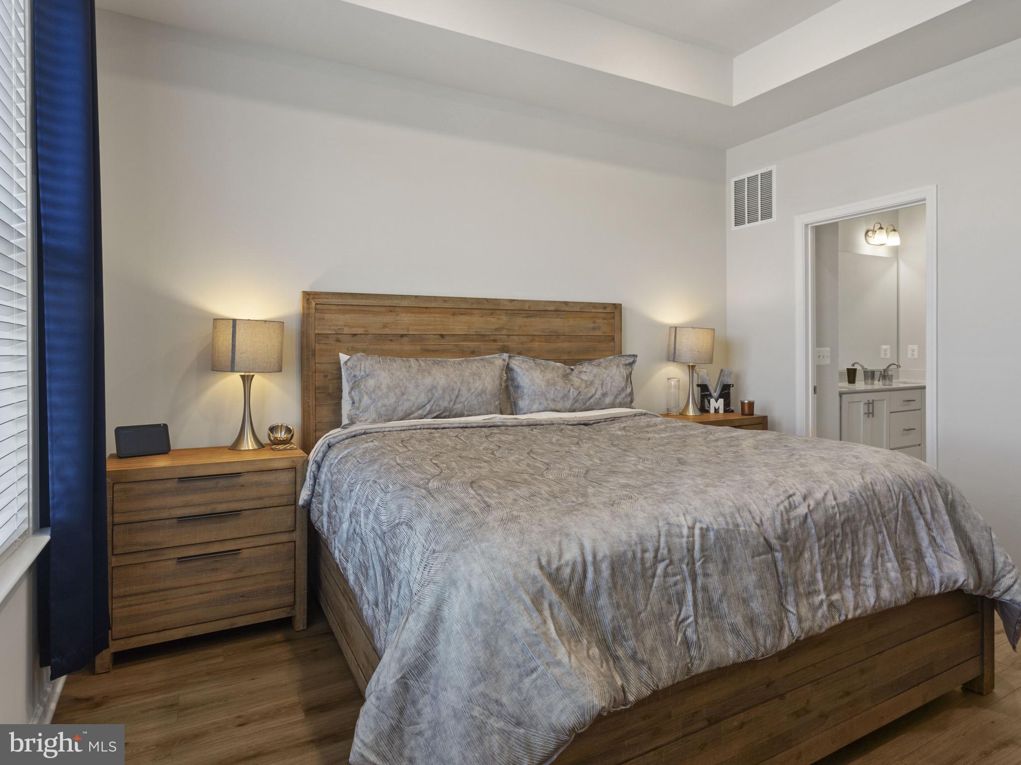 VISTA GARDENS PLAT 1> - Residential Lease