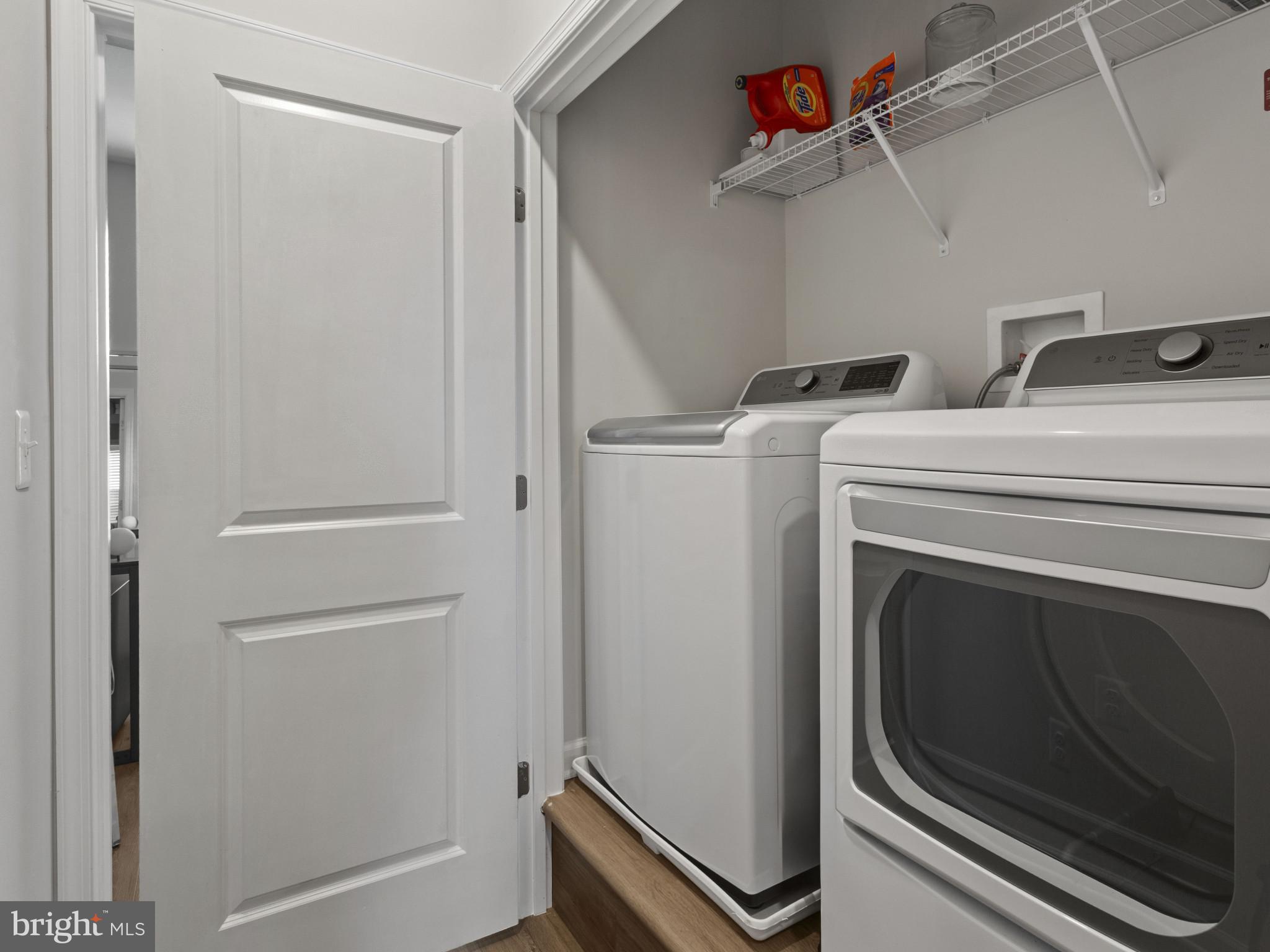 VISTA GARDENS PLAT 1> - Residential Lease