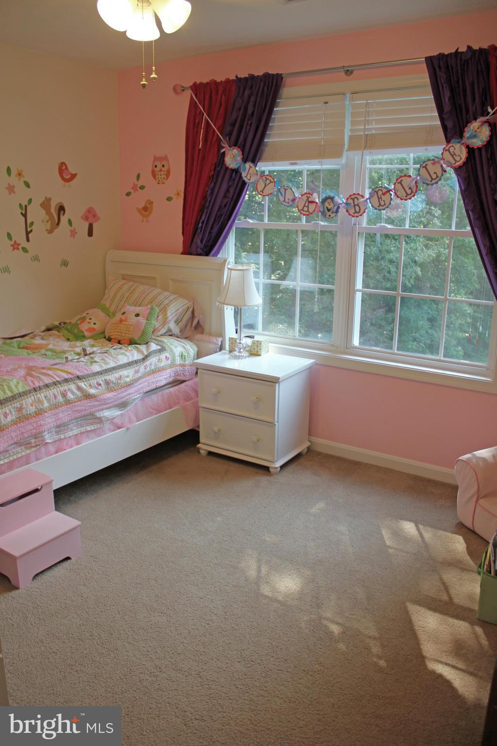 BRUCE KNOLLS - Residential