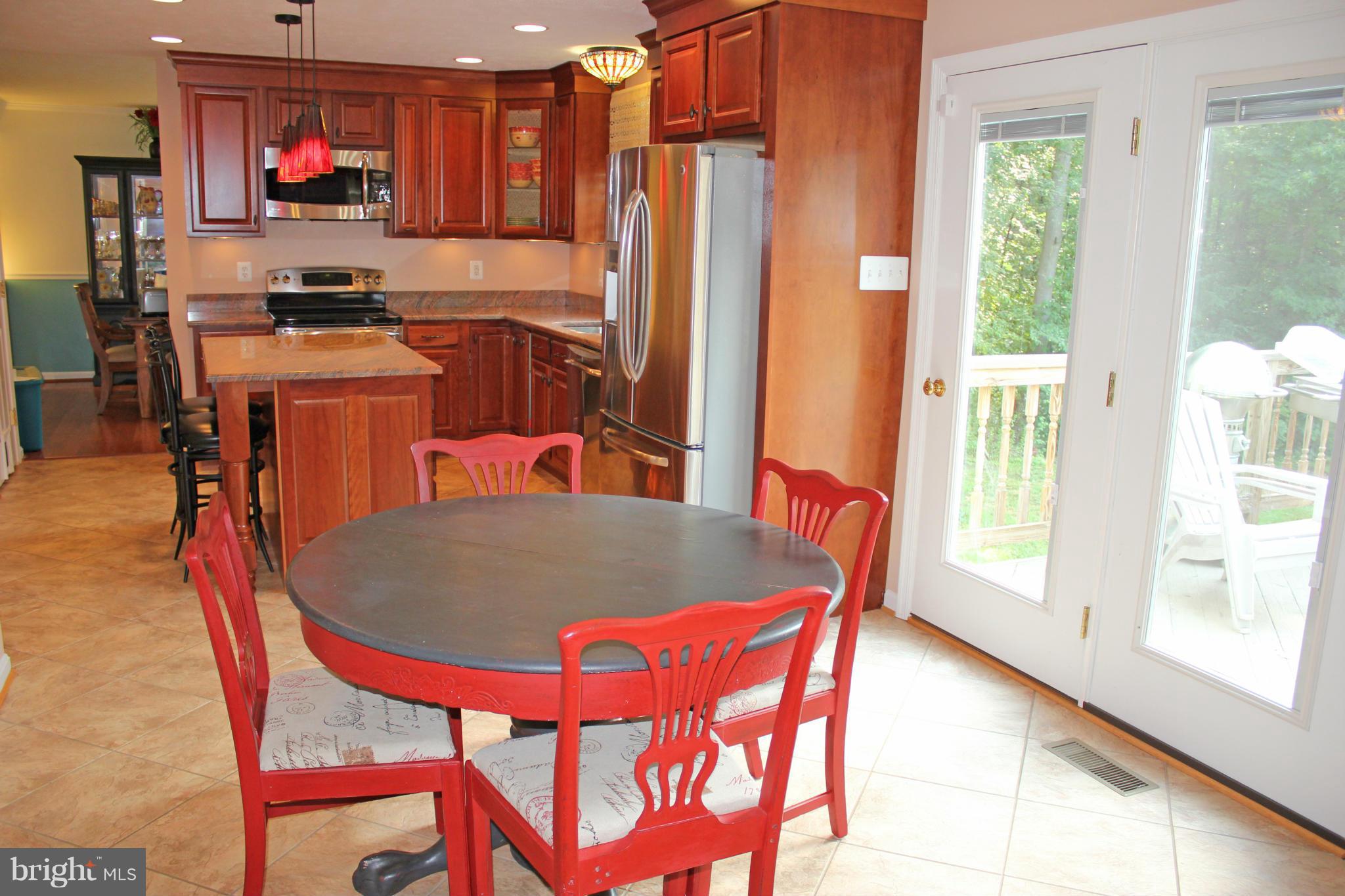 BRUCE KNOLLS - Residential