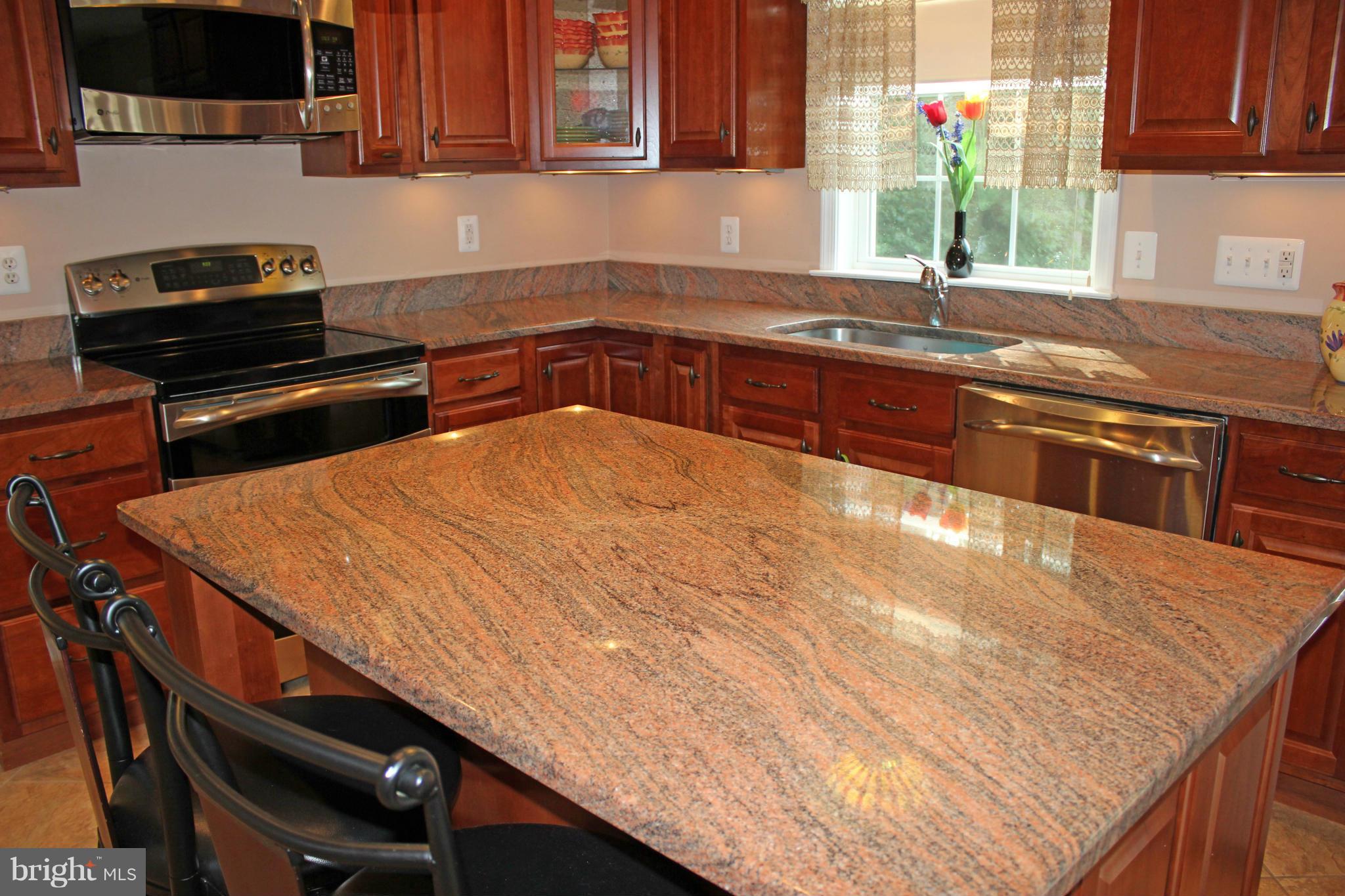 BRUCE KNOLLS - Residential