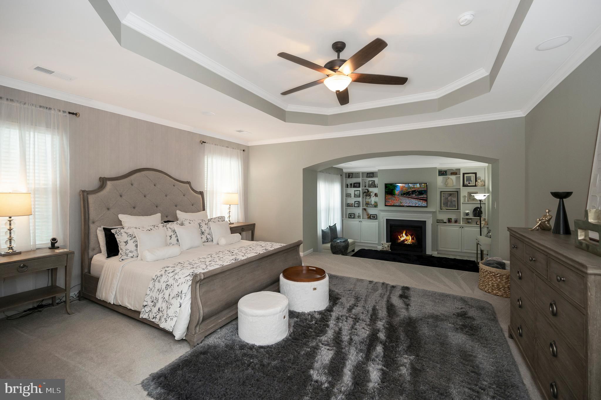 LAKE ESTATES - Residential