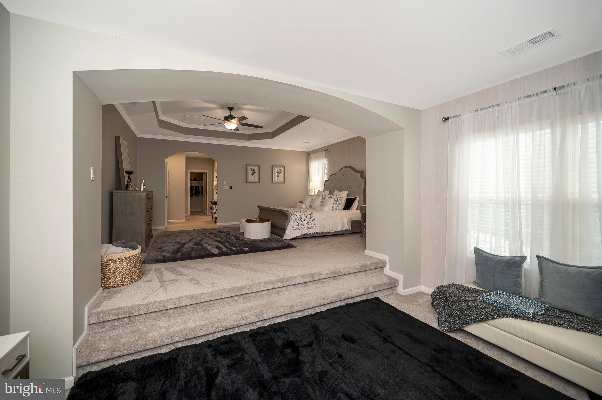 LAKE ESTATES - Residential