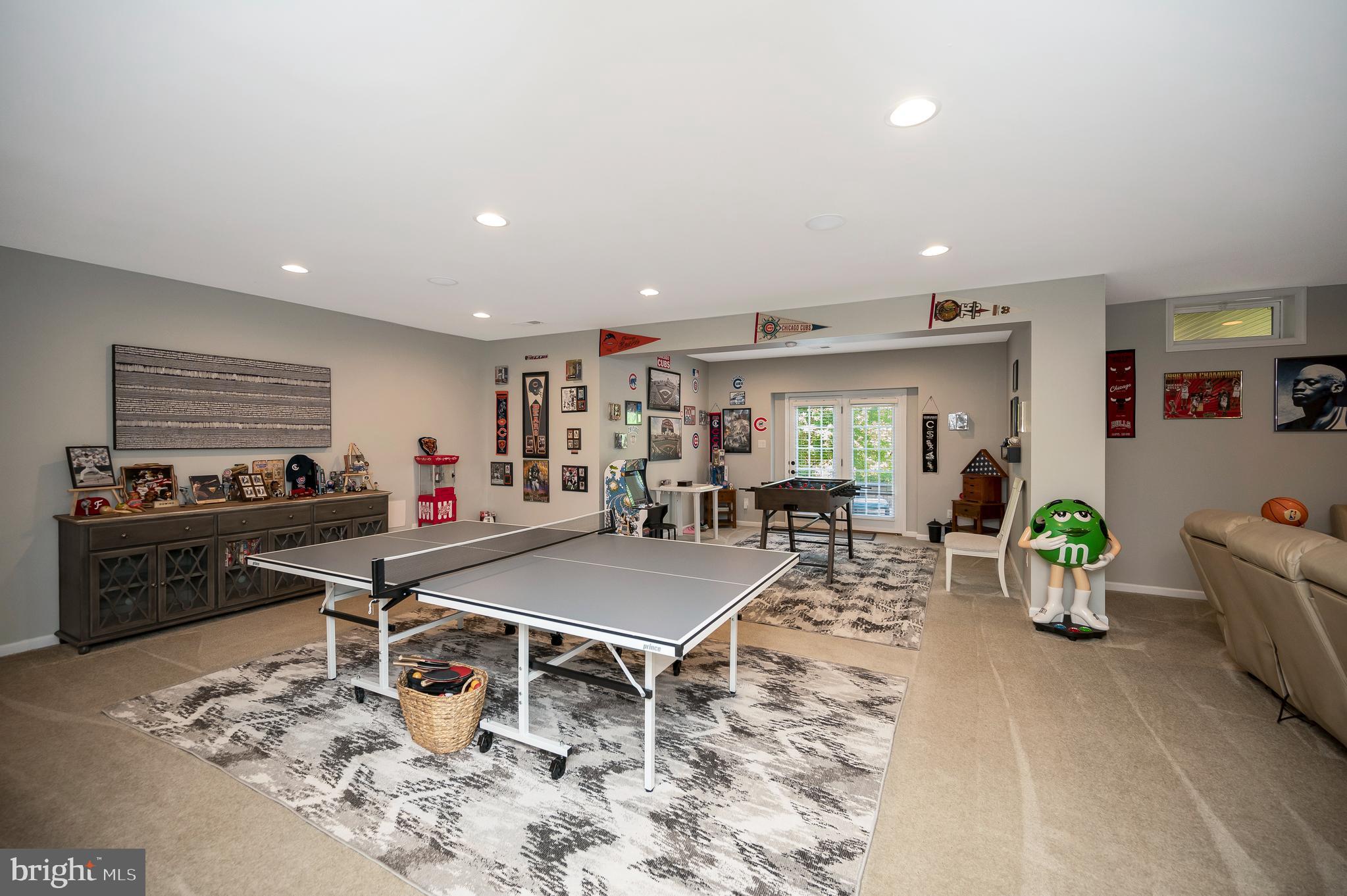 LAKE ESTATES - Residential