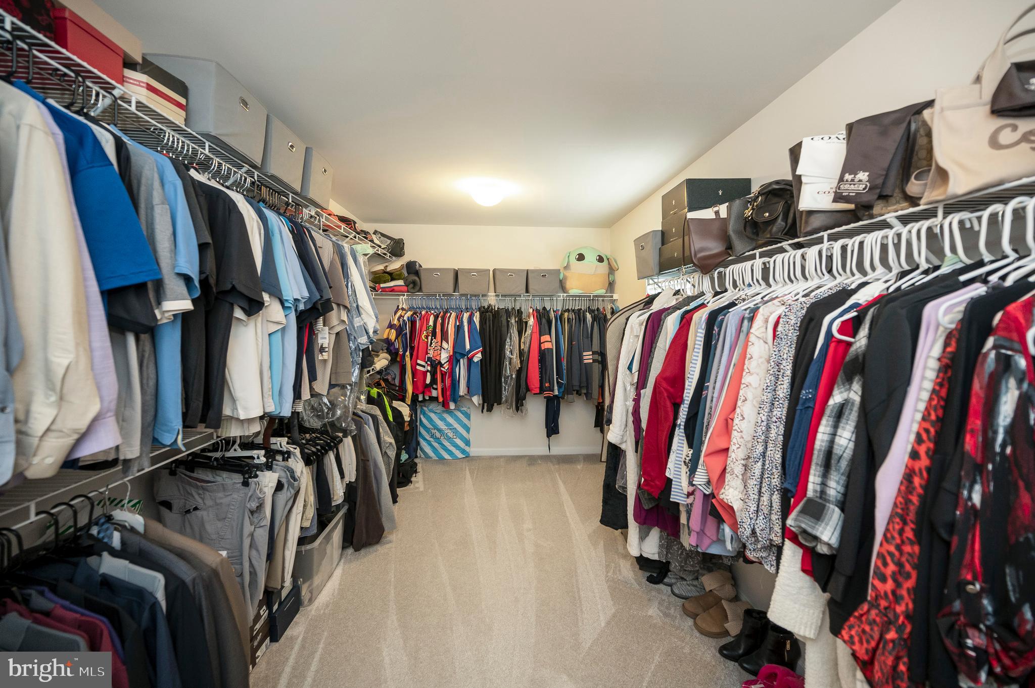 LAKE ESTATES - Residential