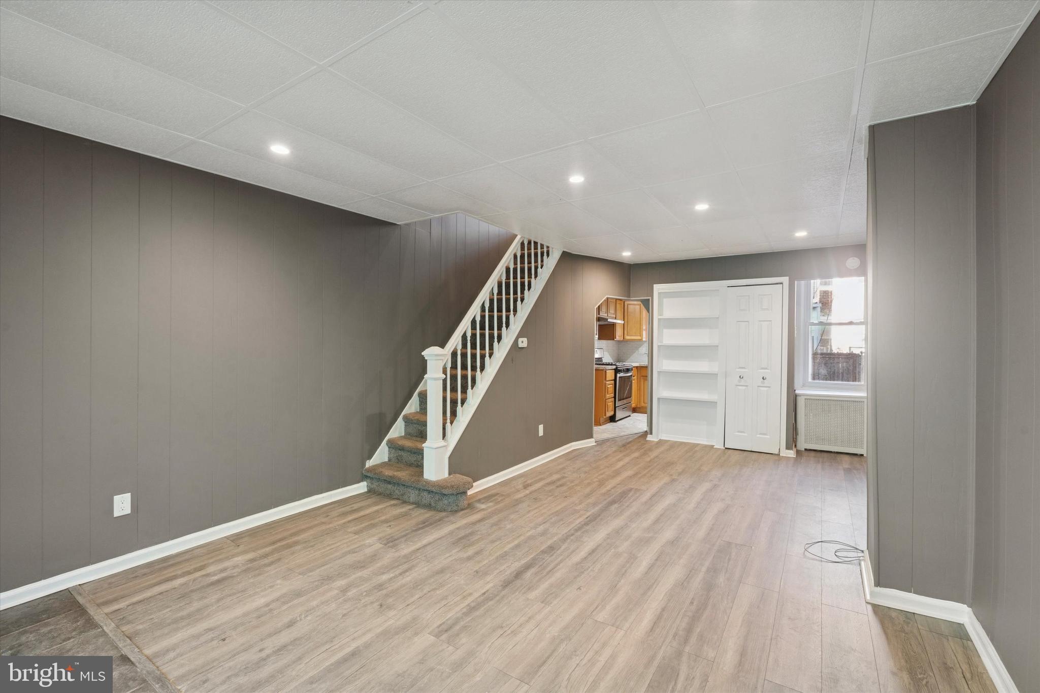 PORT RICHMOND - Residential