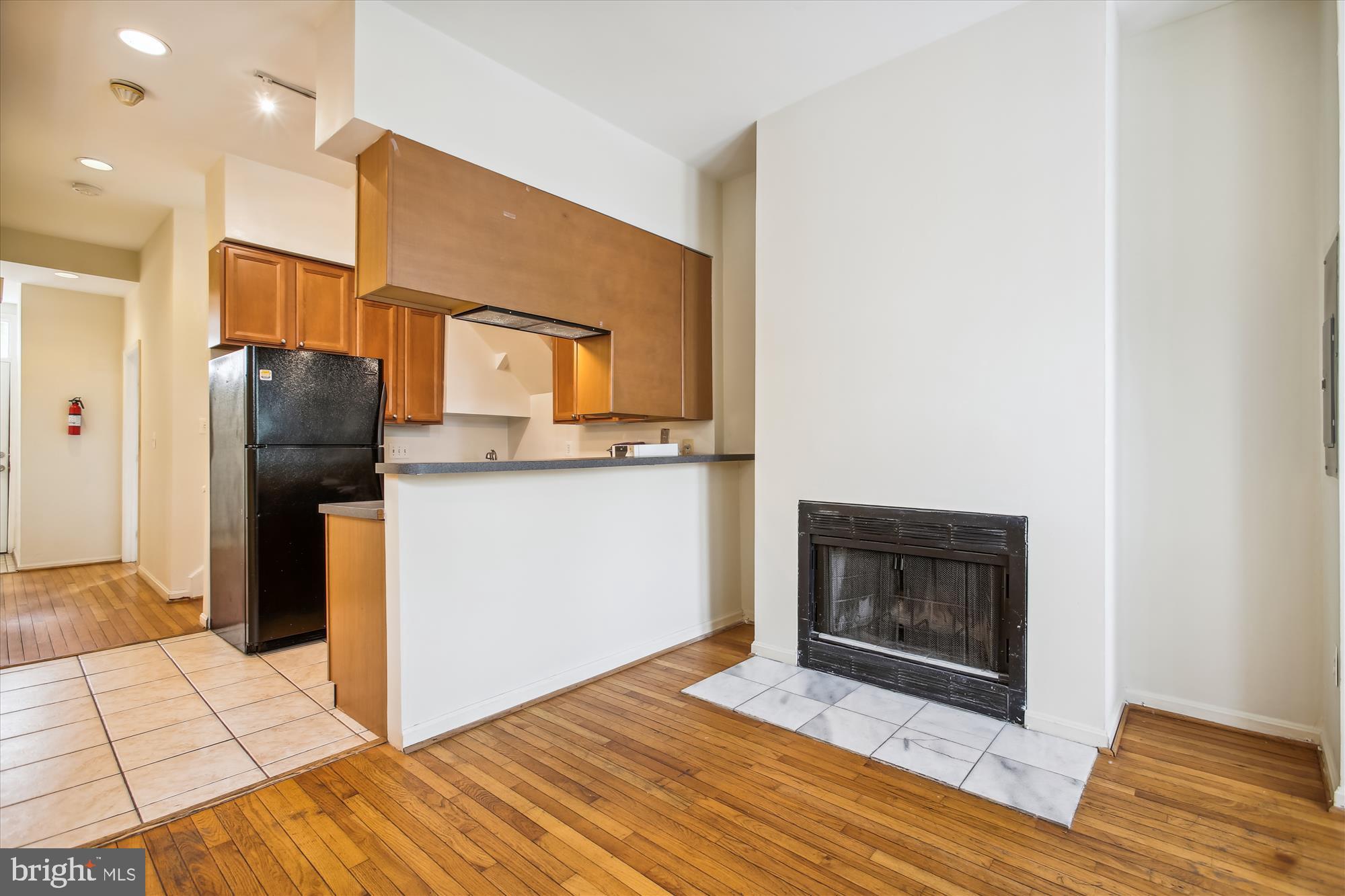 SHAW - Residential Lease