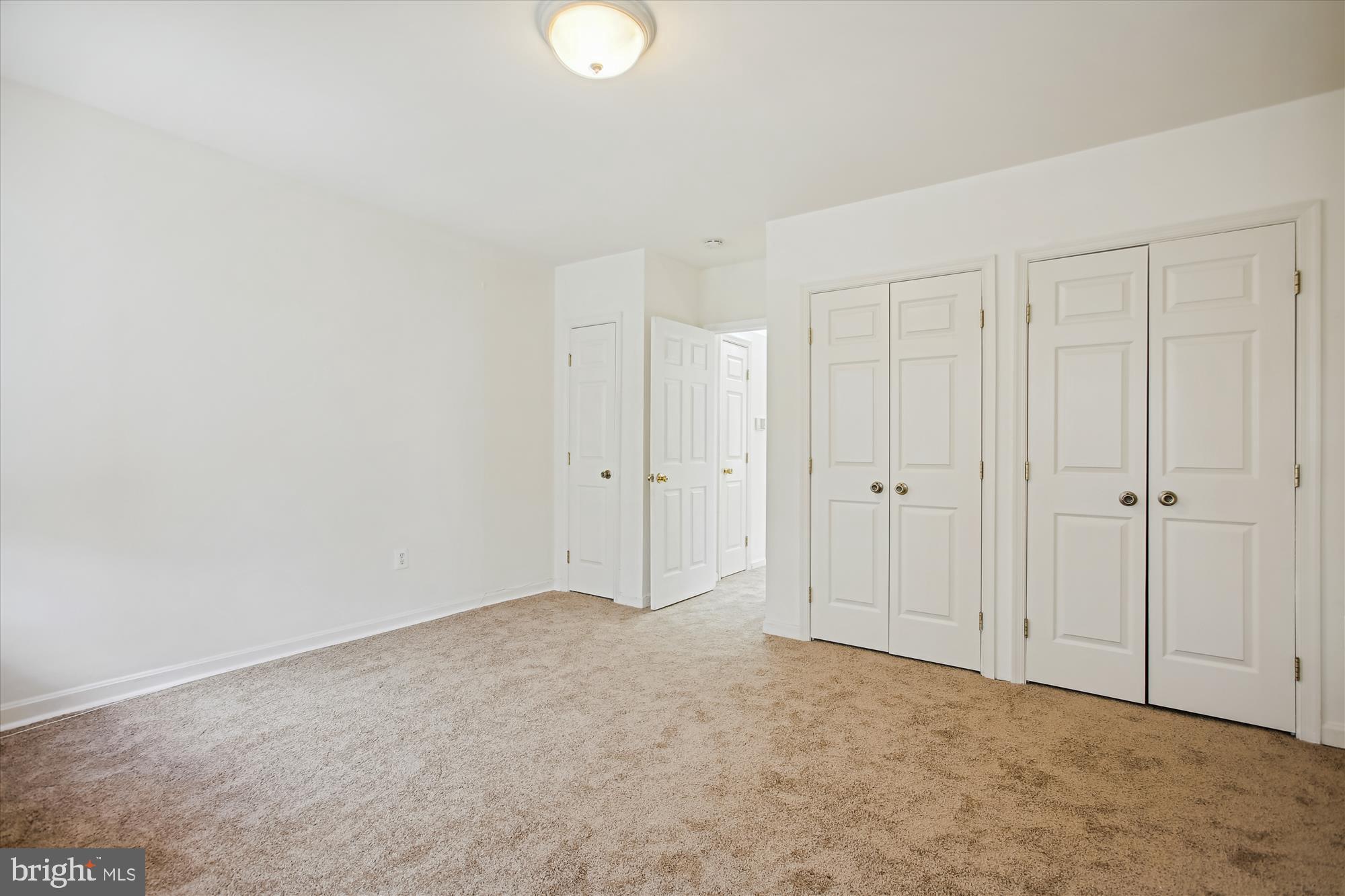 SHAW - Residential Lease