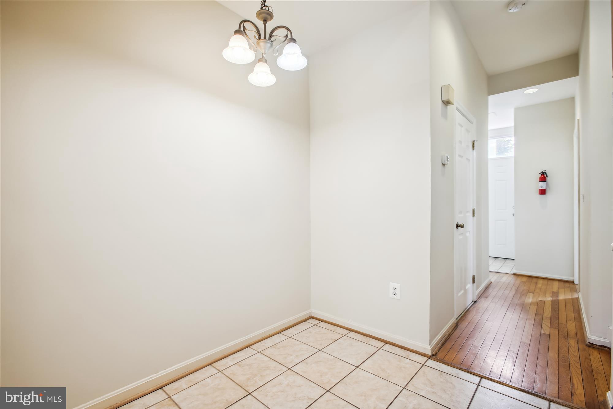 SHAW - Residential Lease