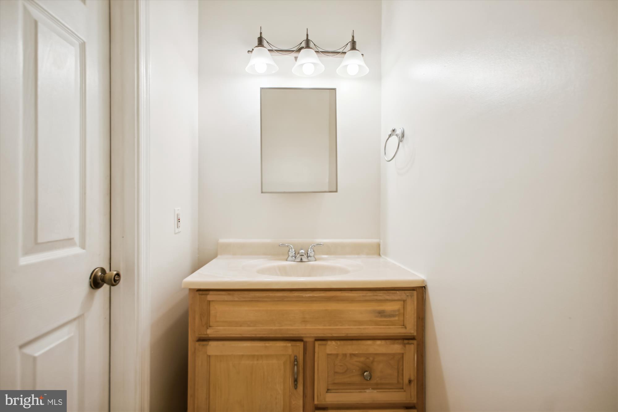 SHAW - Residential Lease