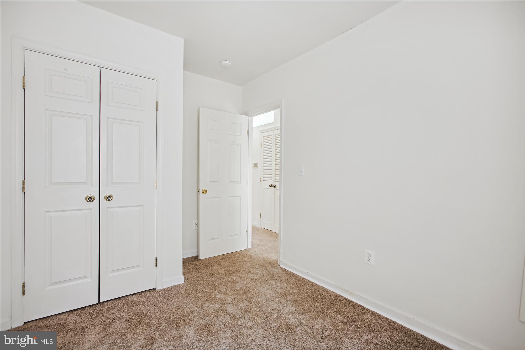 SHAW - Residential Lease