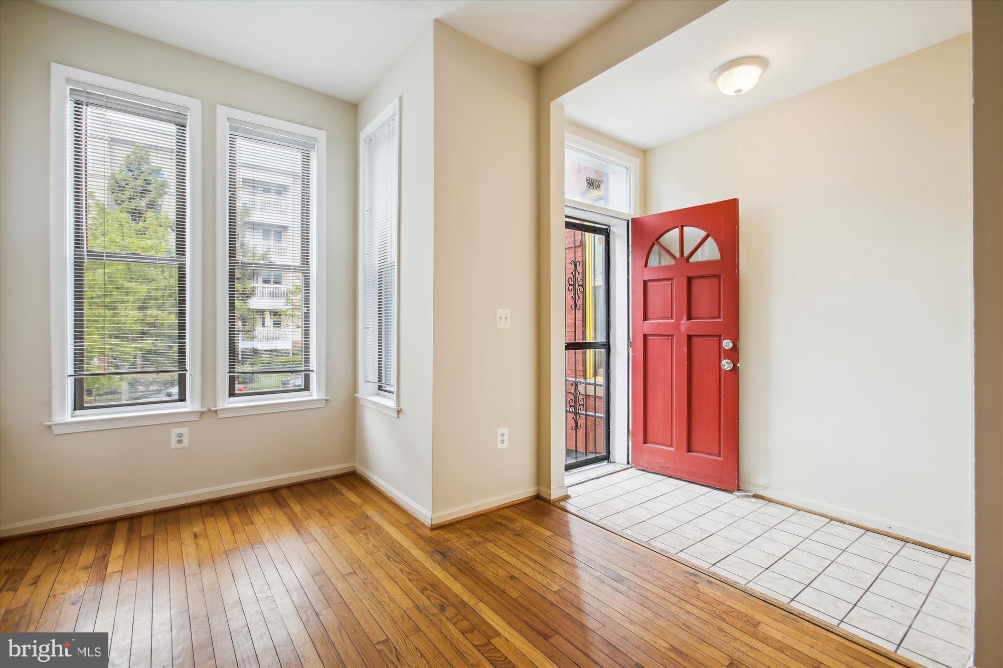 SHAW - Residential Lease