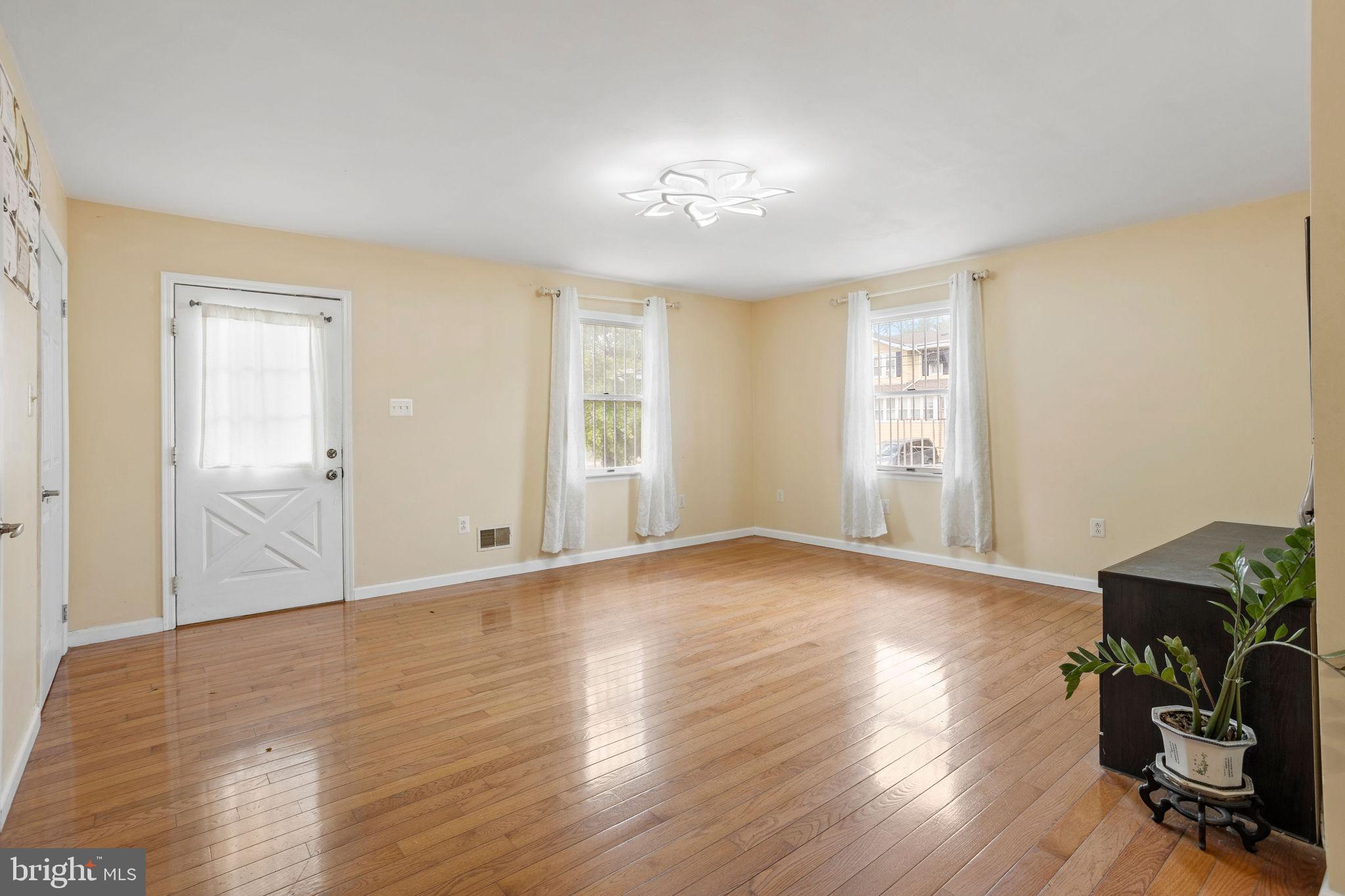 321 LINDEN AVENUE