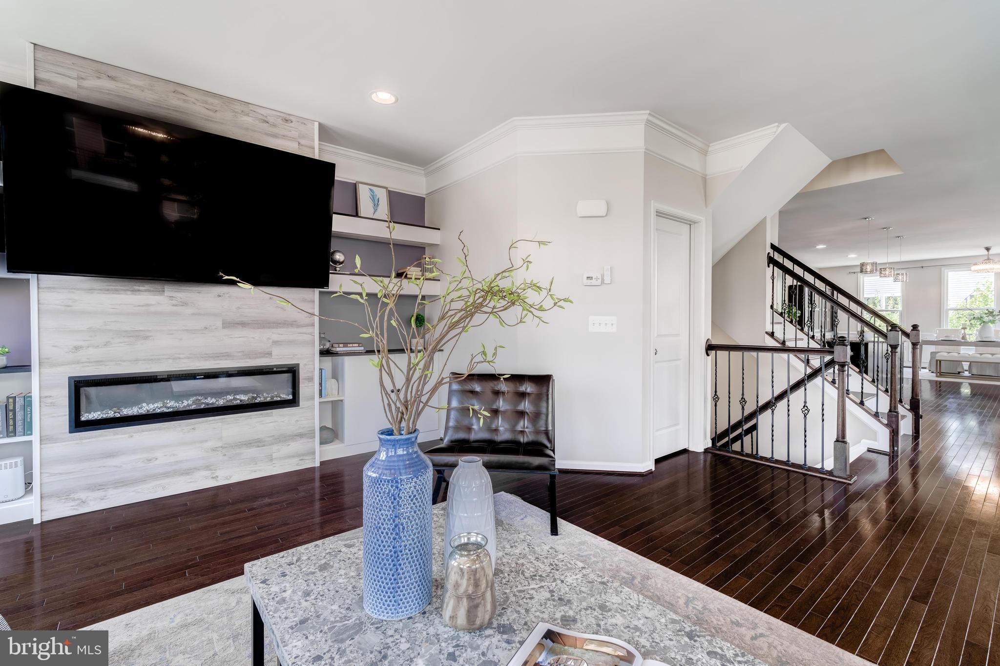 BRAMBLETON - Residential