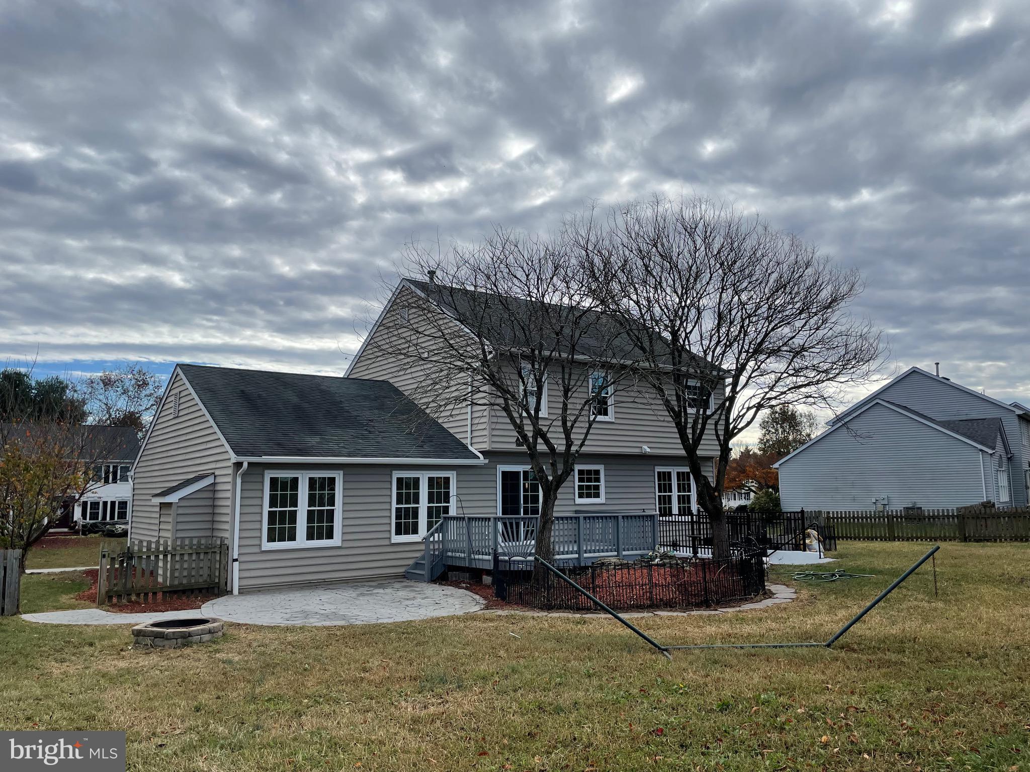 FOX POINT - Residential