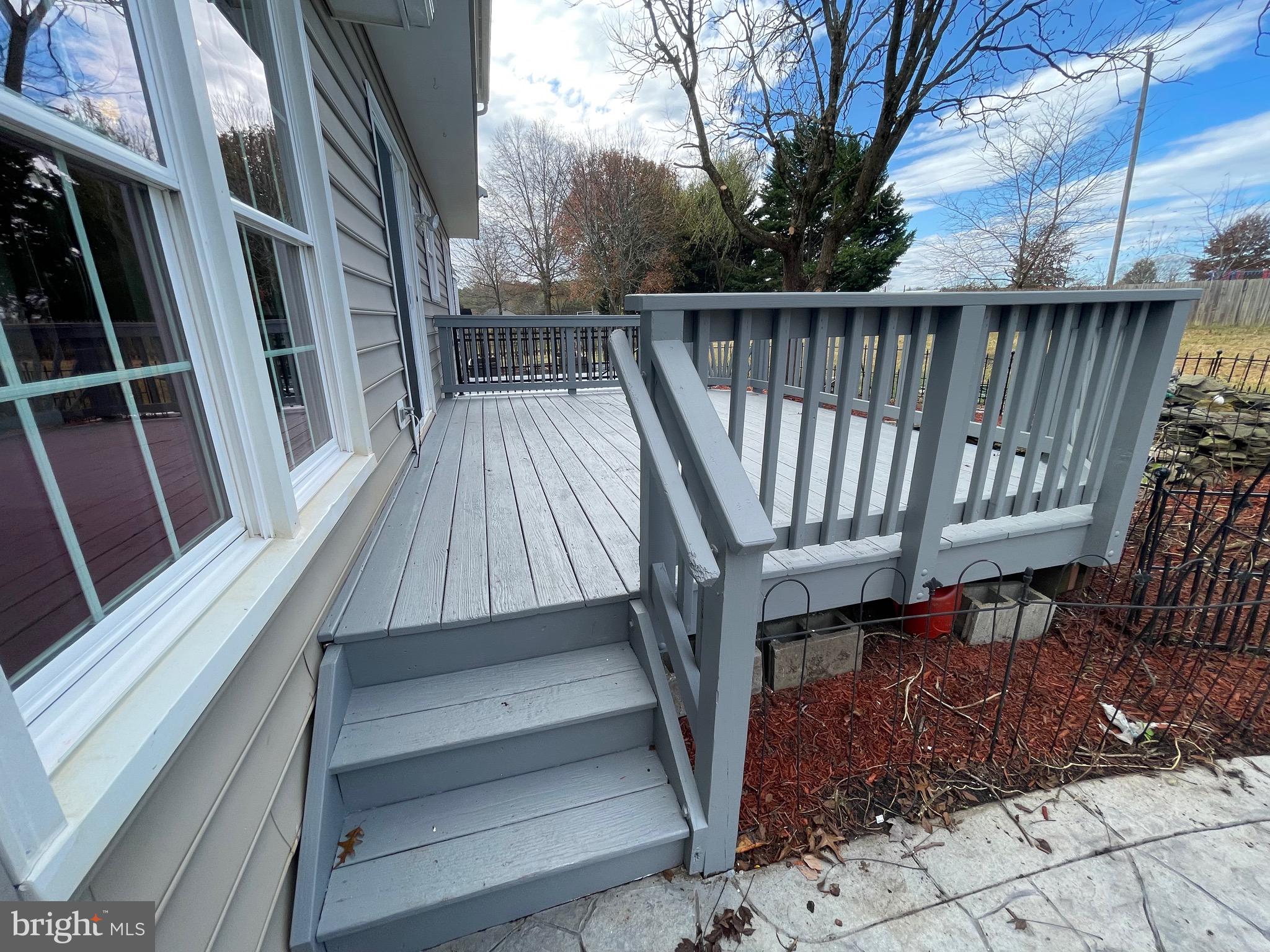 FOX POINT - Residential