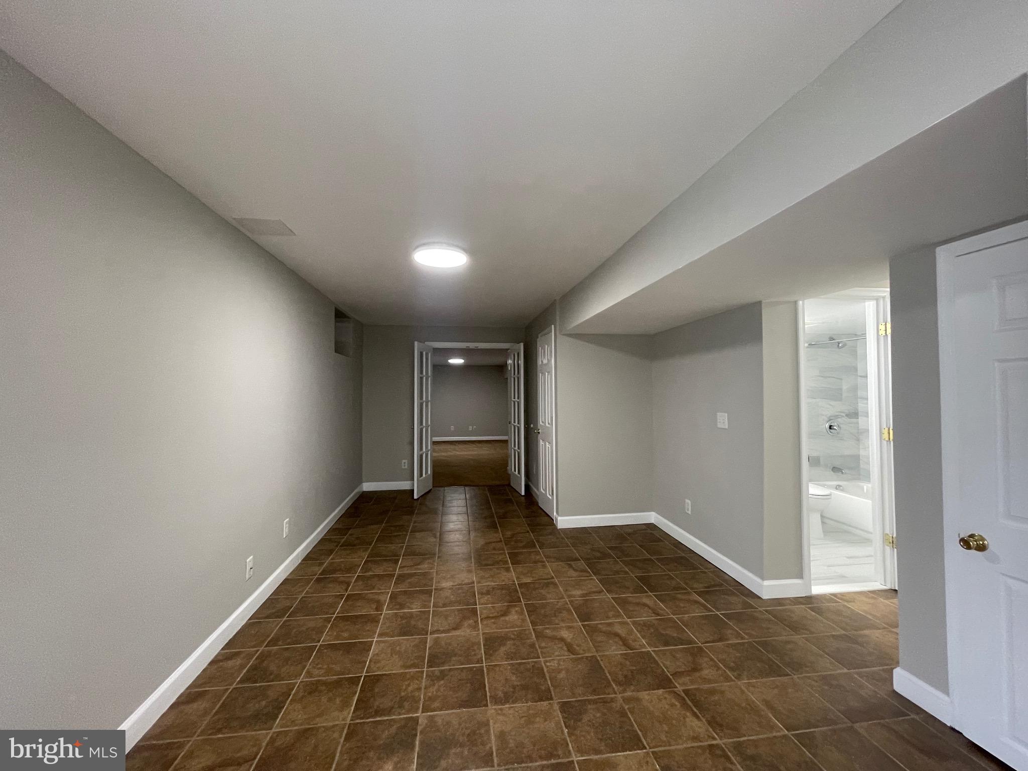 FOX POINT - Residential