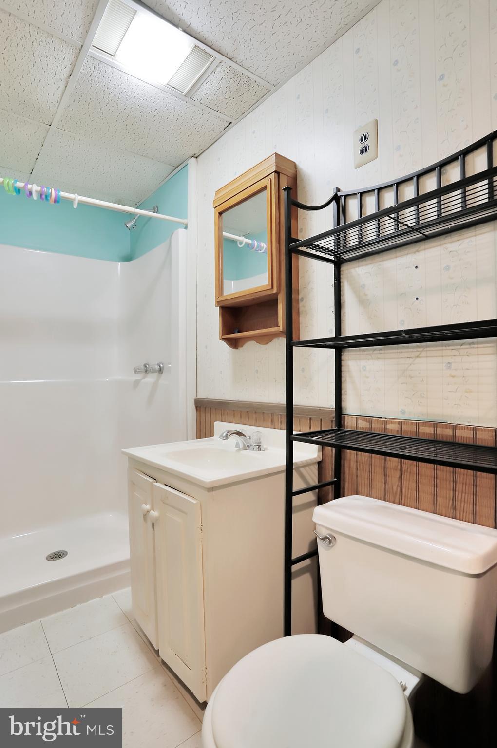 CHESTNUT GROVE - Residential