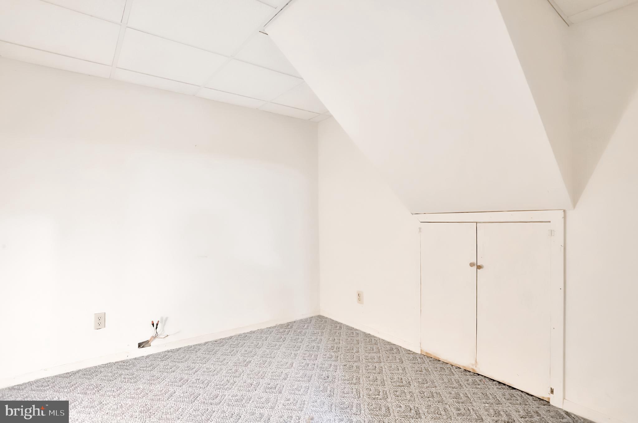 CHESTNUT GROVE - Residential