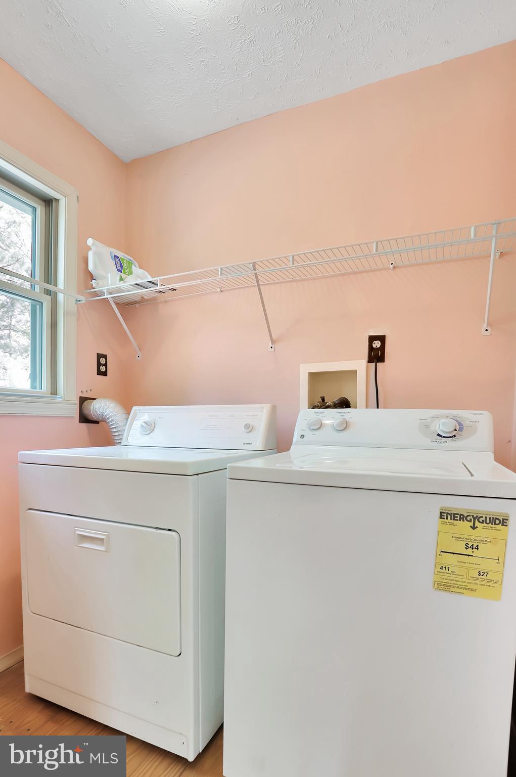 CHESTNUT GROVE - Residential