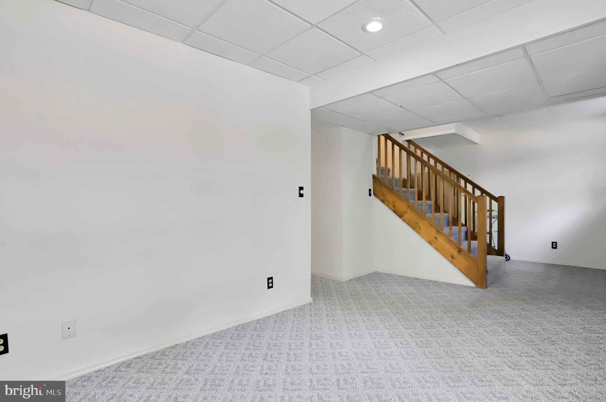 CHESTNUT GROVE - Residential