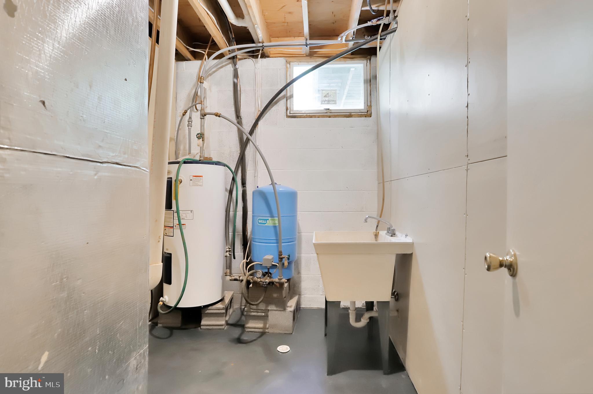 CHESTNUT GROVE - Residential