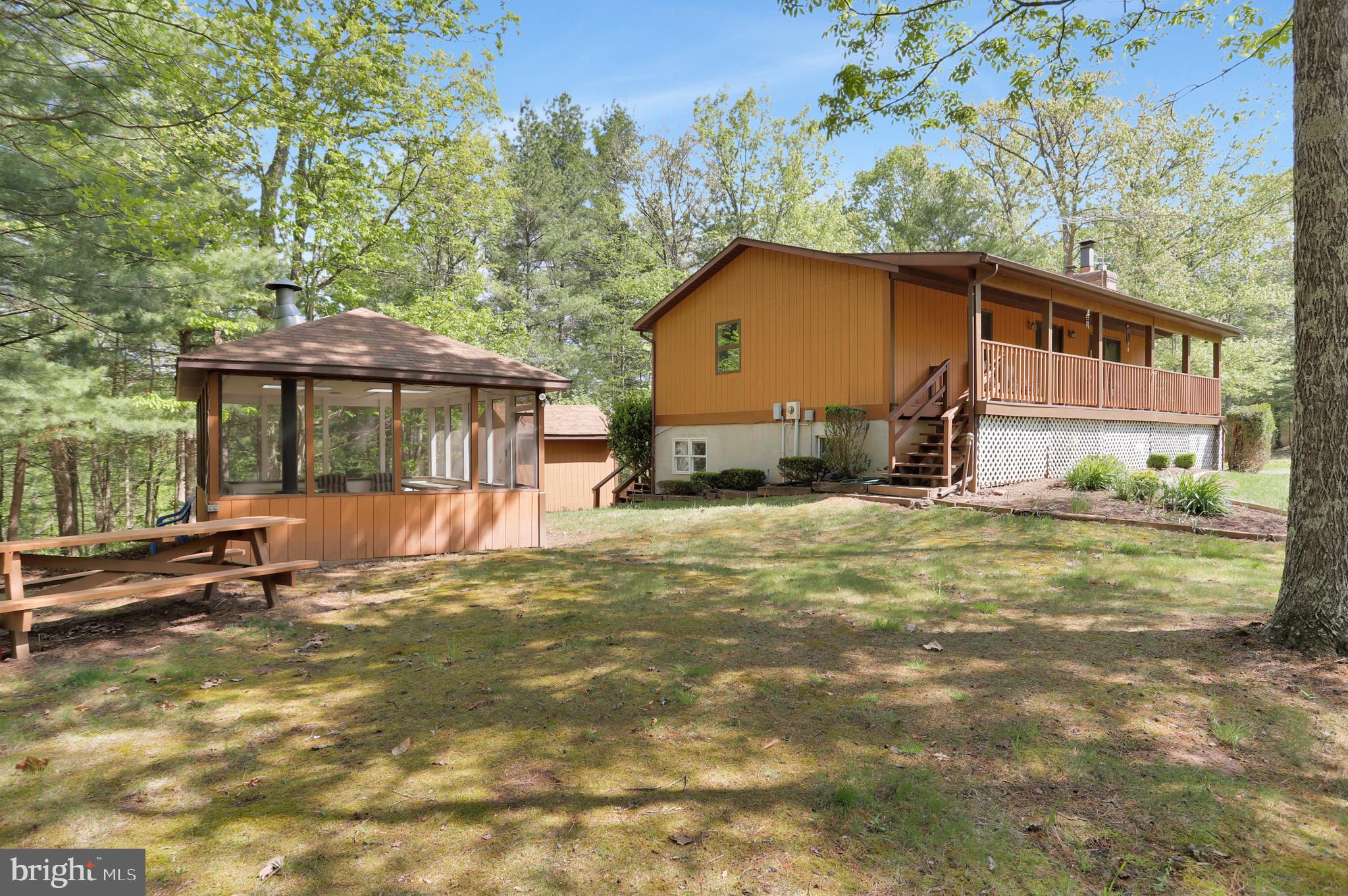 CHESTNUT GROVE - Residential