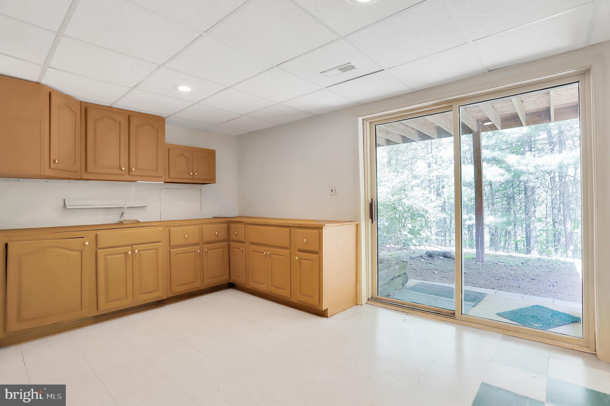 CHESTNUT GROVE - Residential