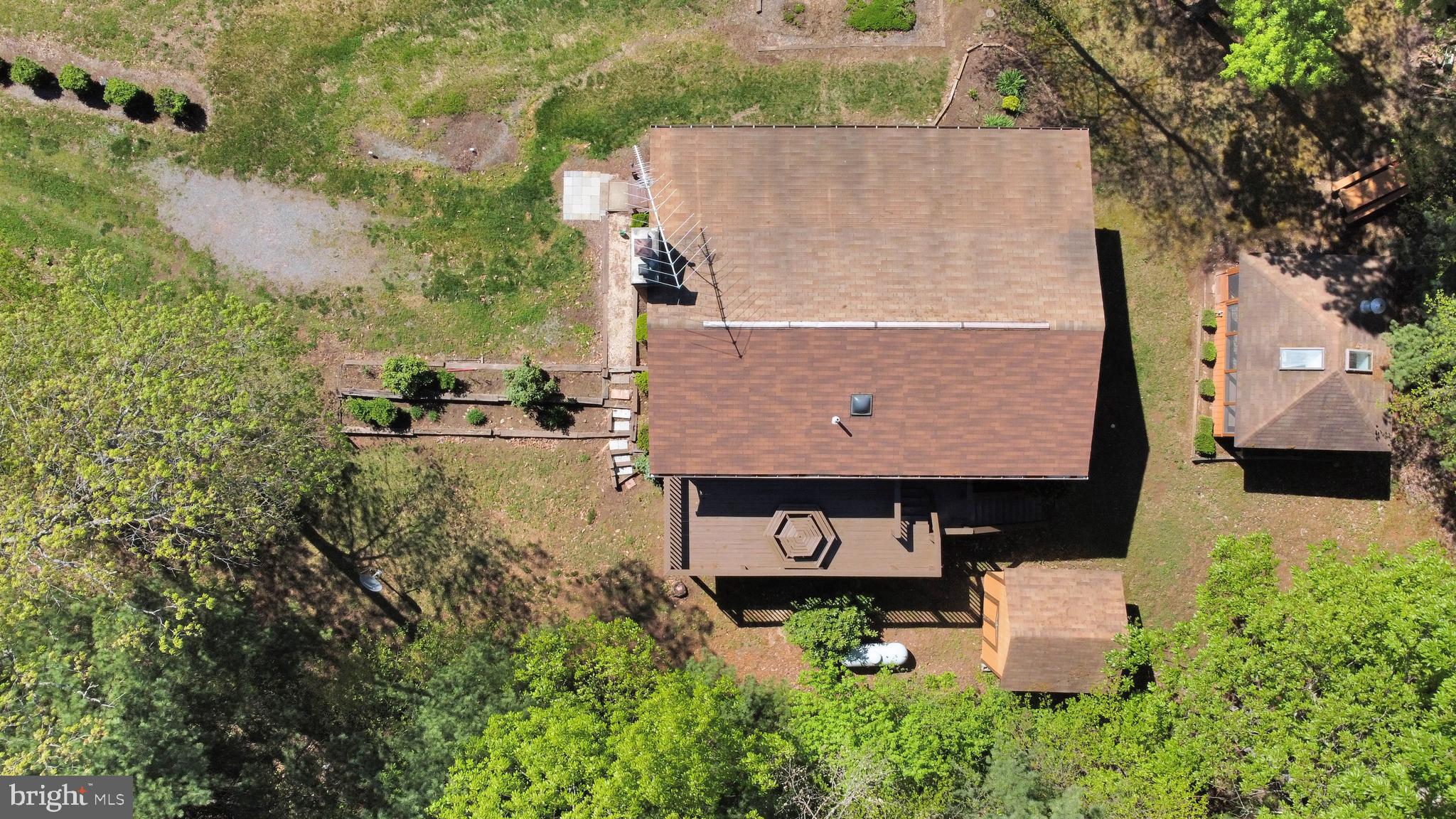 CHESTNUT GROVE - Residential