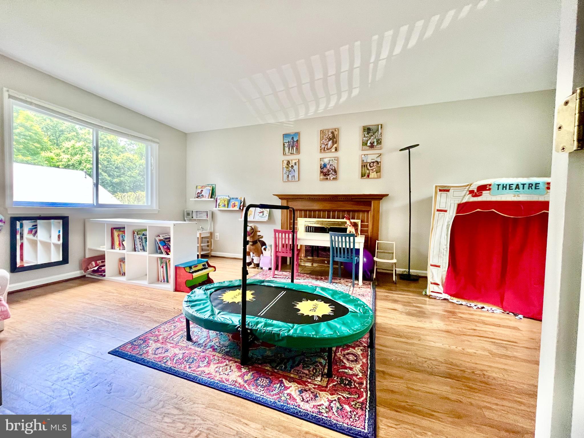 ROCK CREEK PALISADES - Residential Lease