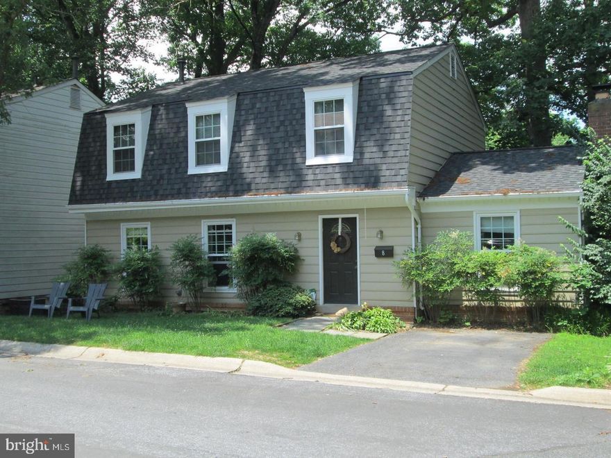 5 bedroom 3 1/2 bath single family home in Kensington, Md 4 miles from NIH and Navy Medical. The home is in a quiet neighborhood with bike trails, lighted tennis and basketball courts, and recreation center nearby. The home features a first floor family room with fireplace, large living room, separate dining room, updated kitchen and powder room and hardwood floors throughout. The upper level has a Master bedroom and in-suite bathroom and an additional three bedroom and hall bathroom. The lower level has a fifth bedroom, full bath, walkout recreation room, laundry room and storage closet. The small rear yard is fenced and pets are allowed on a case by case basis. The home has central air conditioning and gas heat. Use GCAR Rental app with copy of driver's license & proof of income. App fee can be paid on line to My Rental.