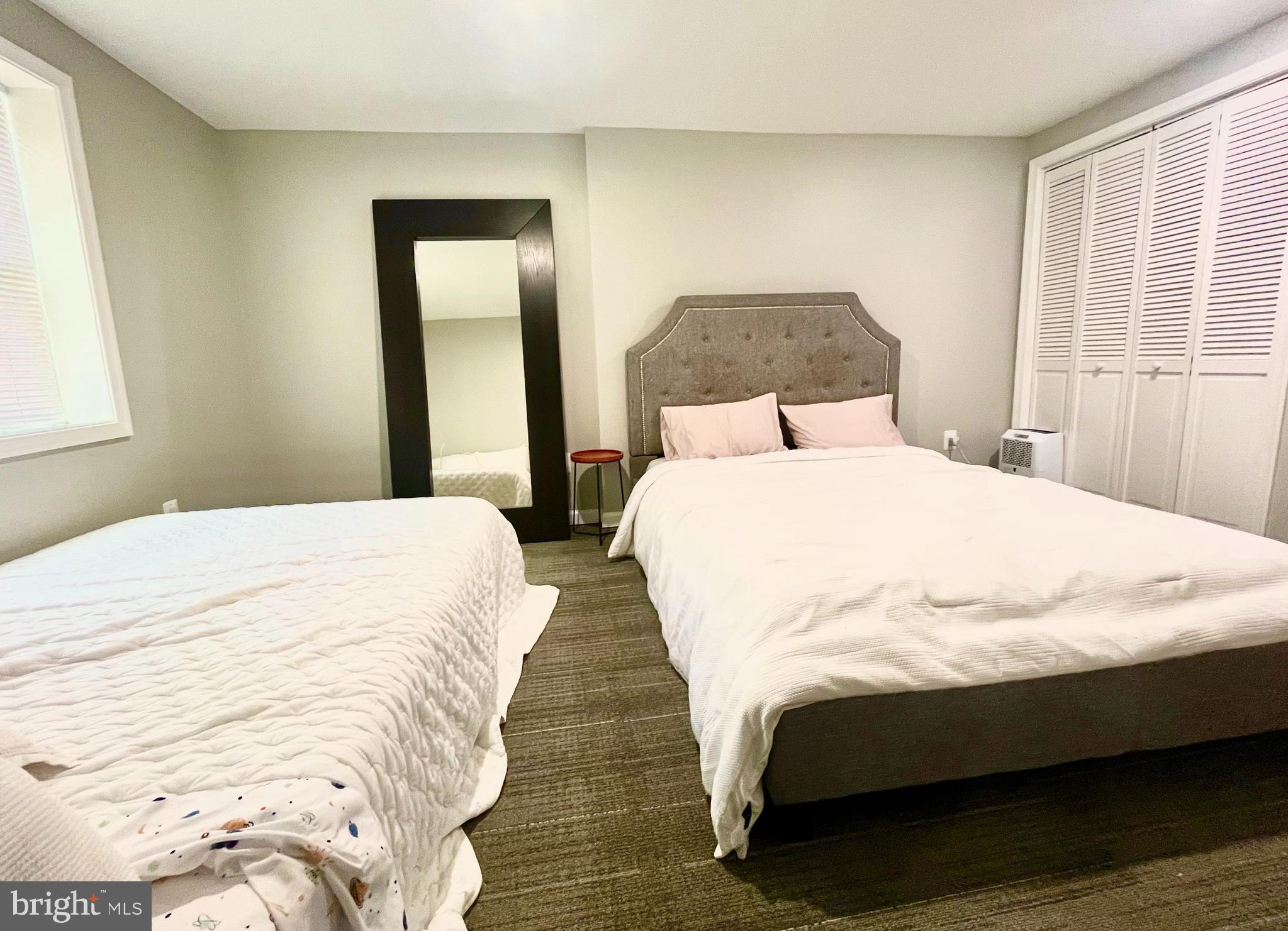 ROCK CREEK PALISADES - Residential Lease