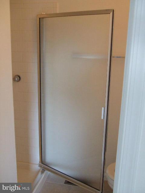 HILLTOP ACRES - Residential Lease