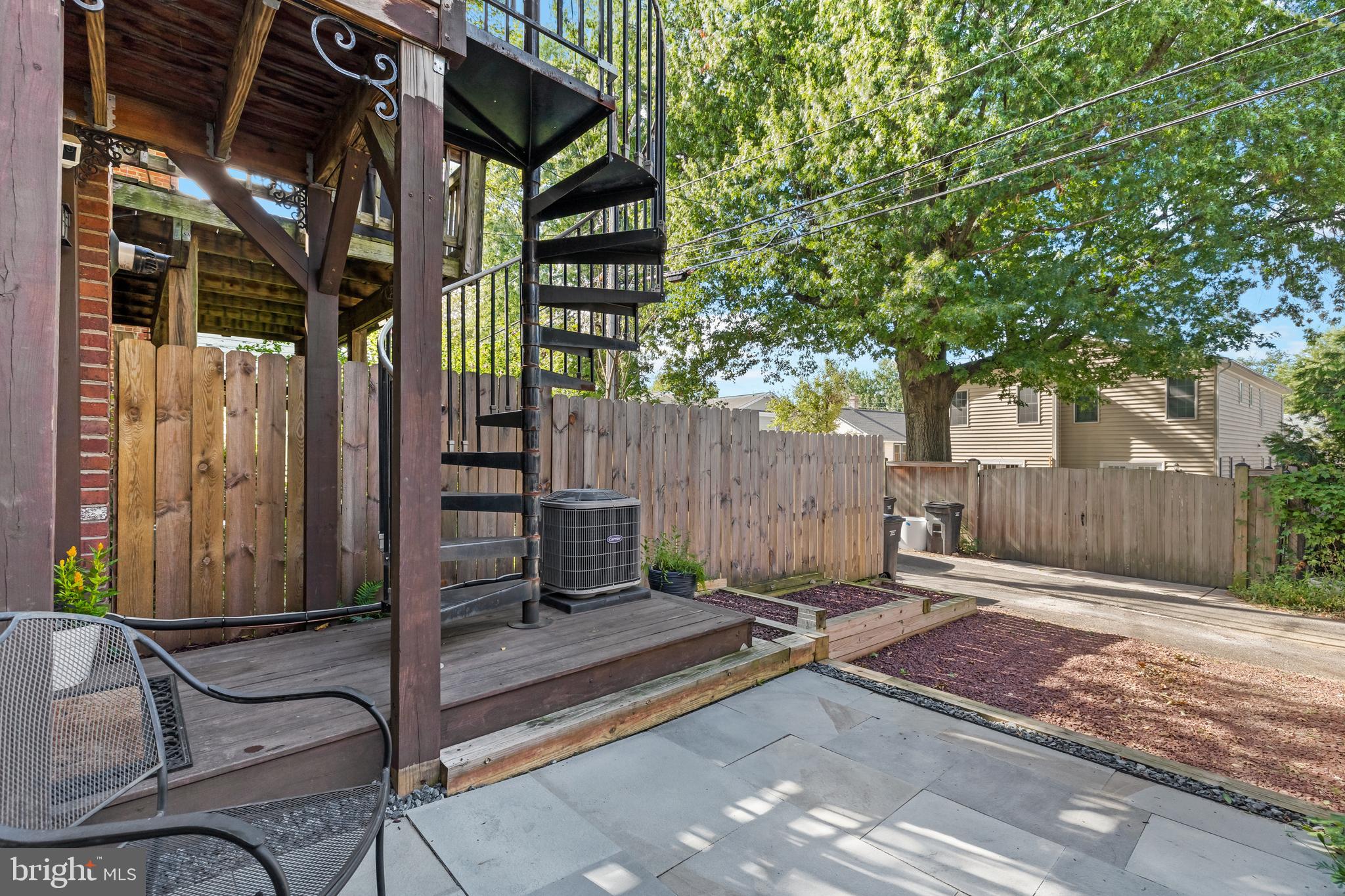 LYNHAVEN - Residential