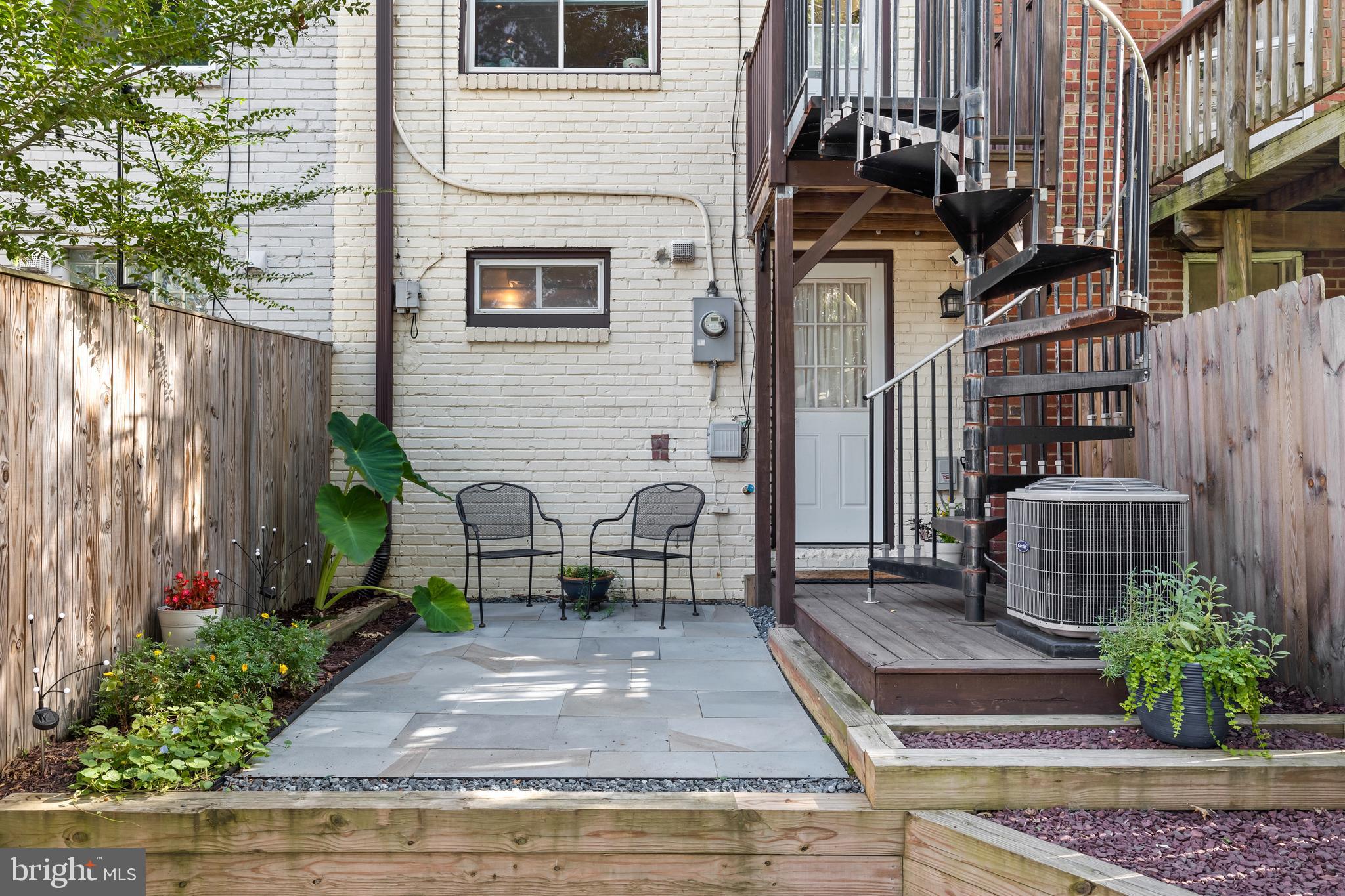 LYNHAVEN - Residential