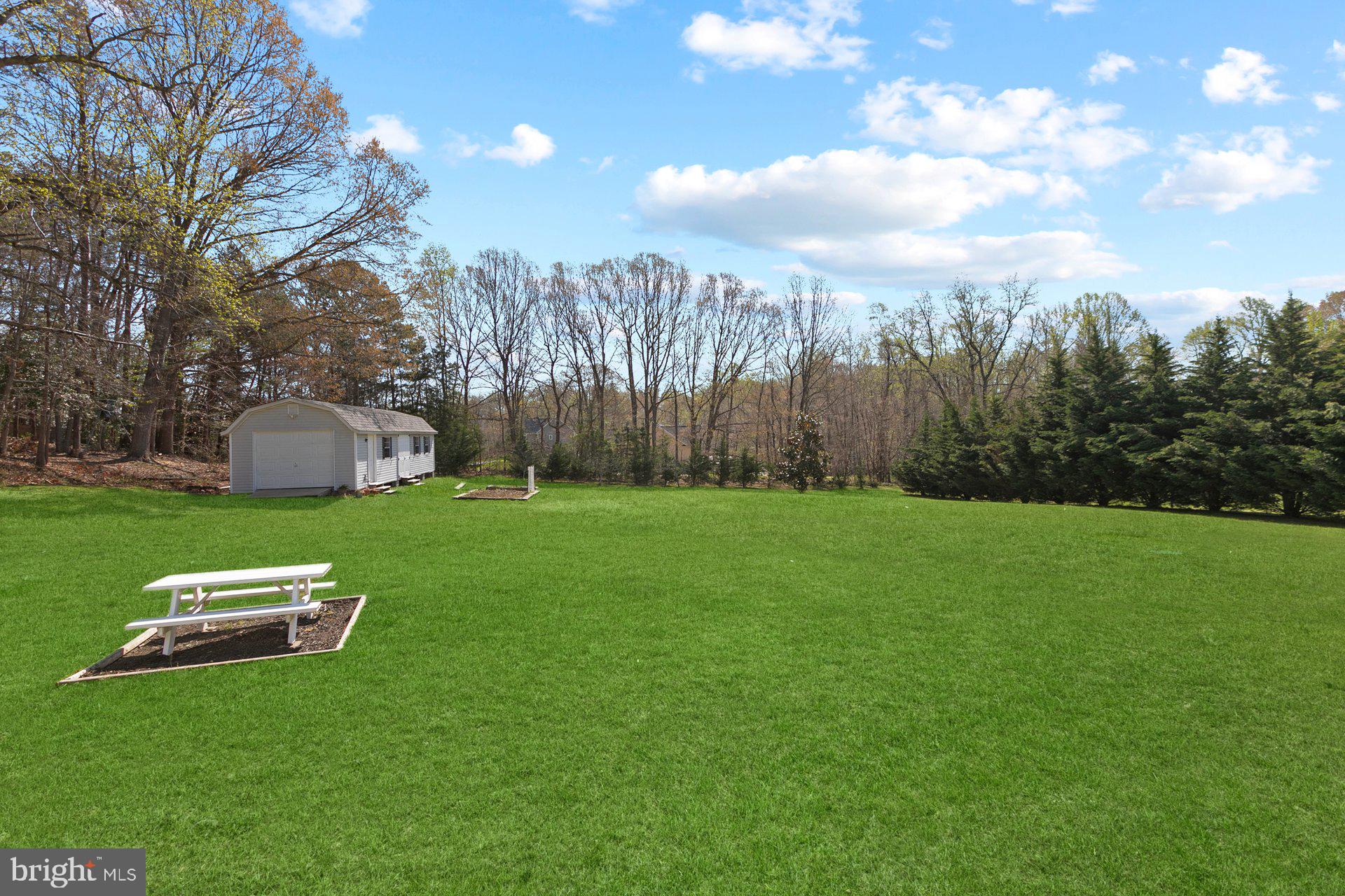 CANTERLEIGH - Residential