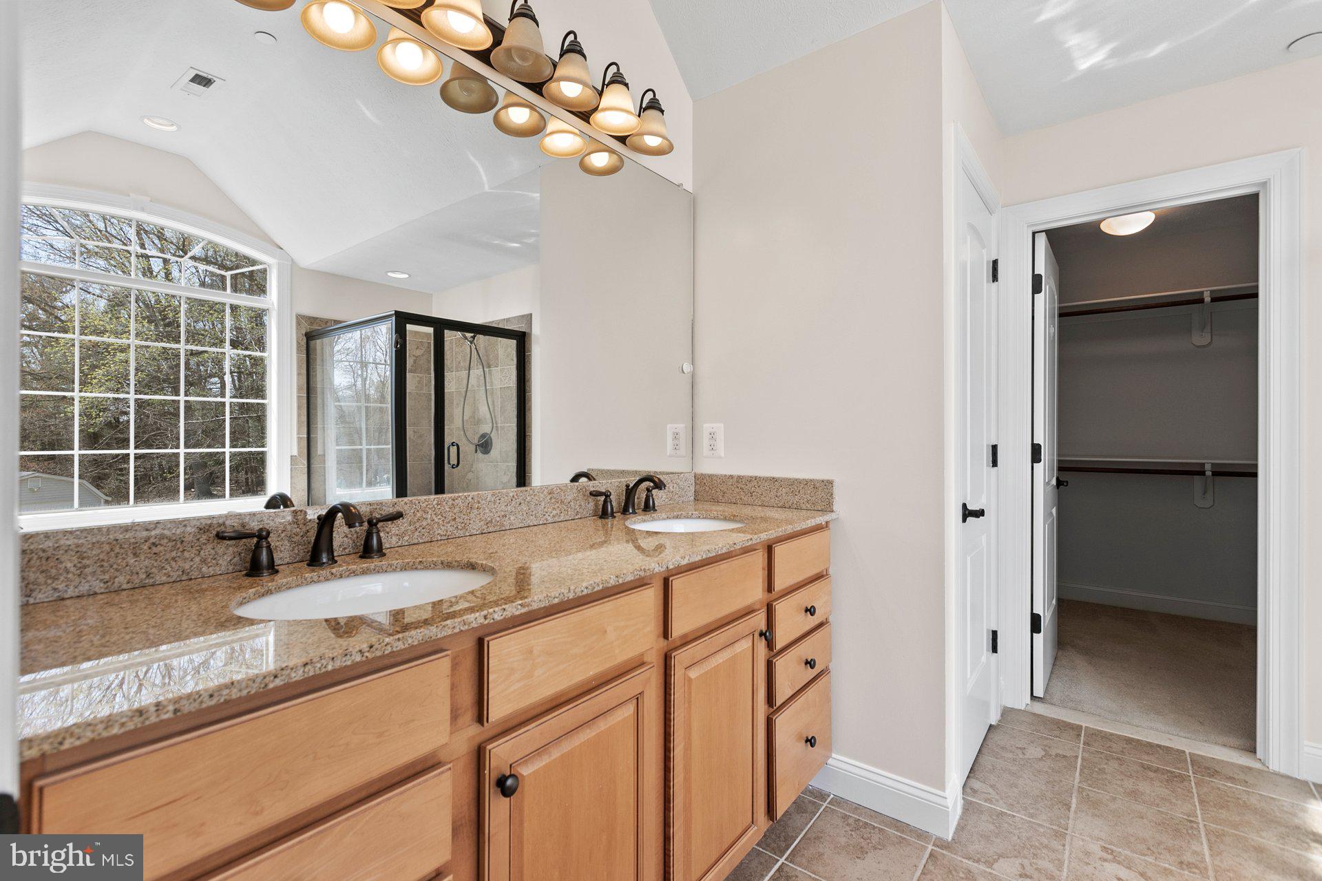 CANTERLEIGH - Residential