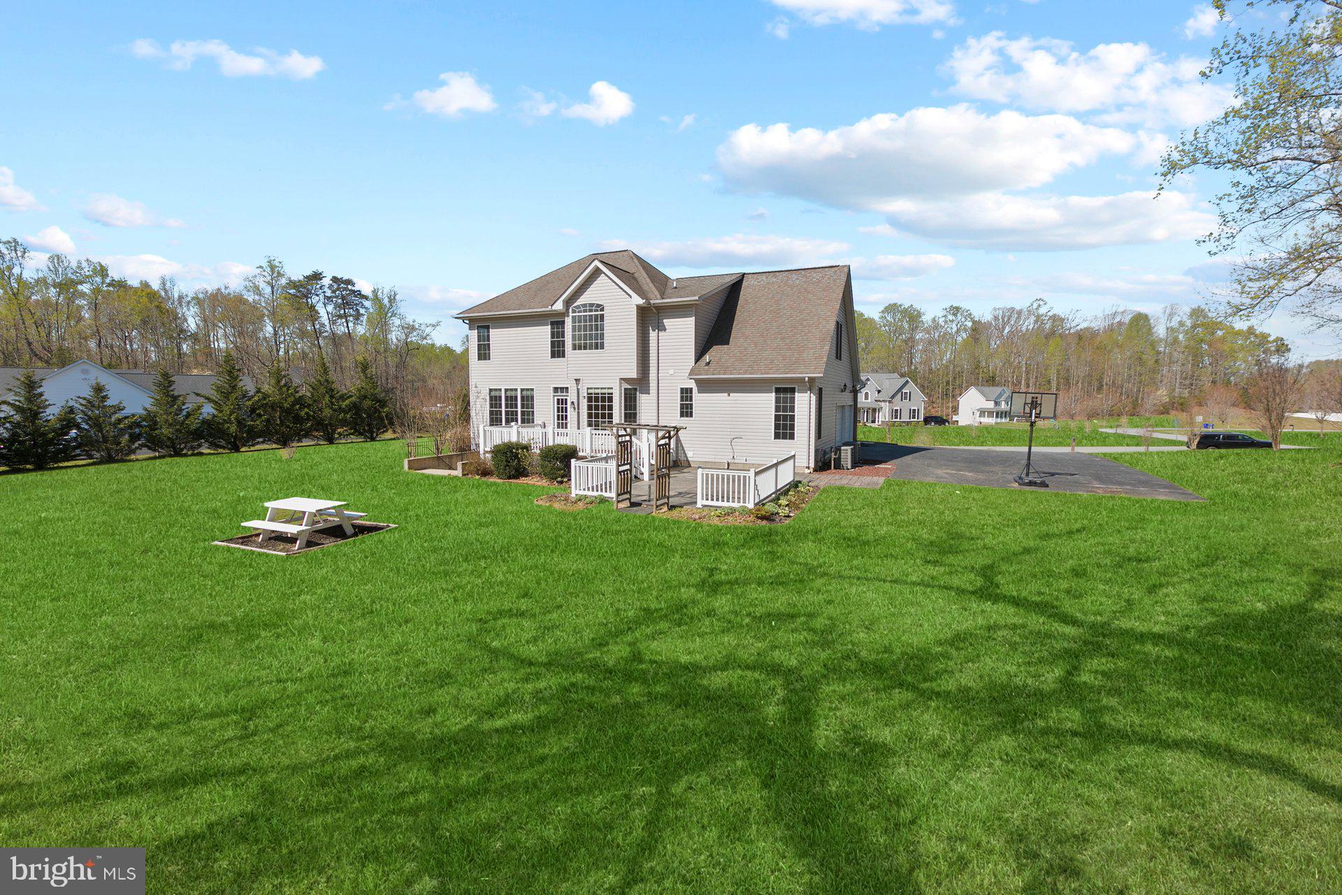 CANTERLEIGH - Residential