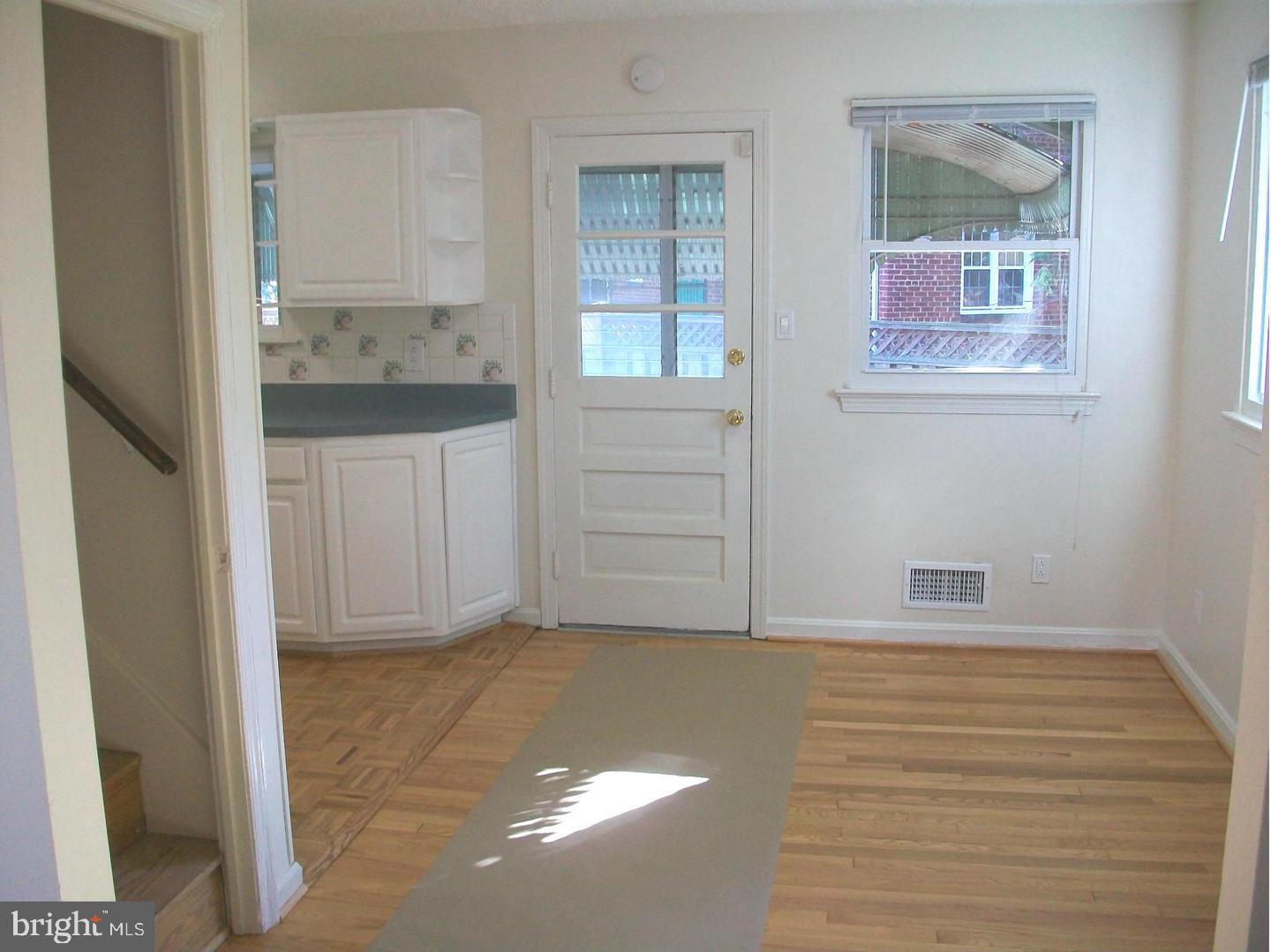 ROSEMONT - Residential Lease