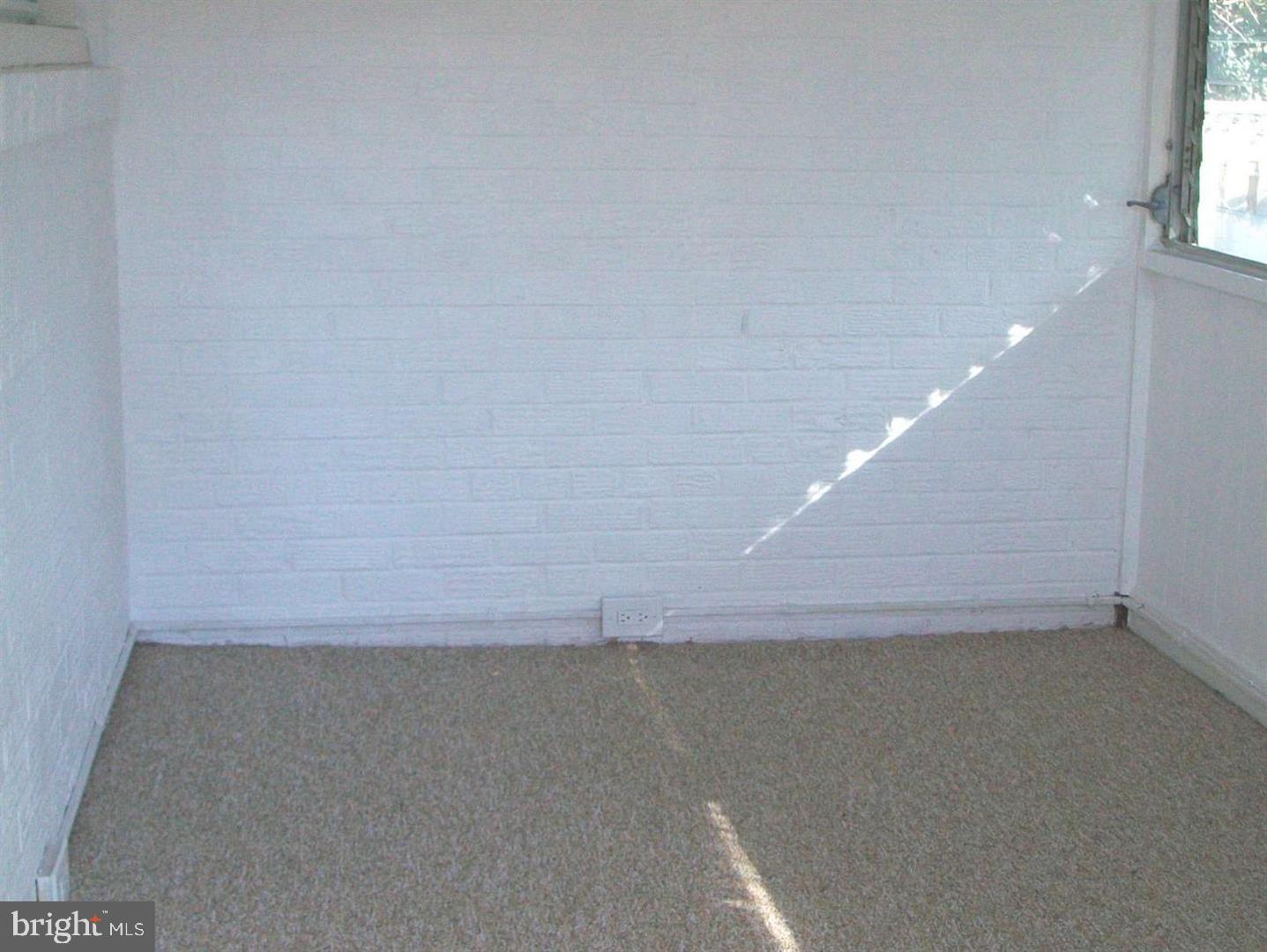 ROSEMONT - Residential Lease