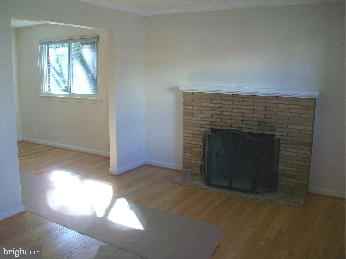 ROSEMONT - Residential Lease