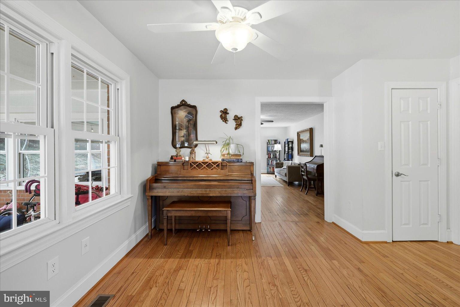 HOLLY HILL - Residential