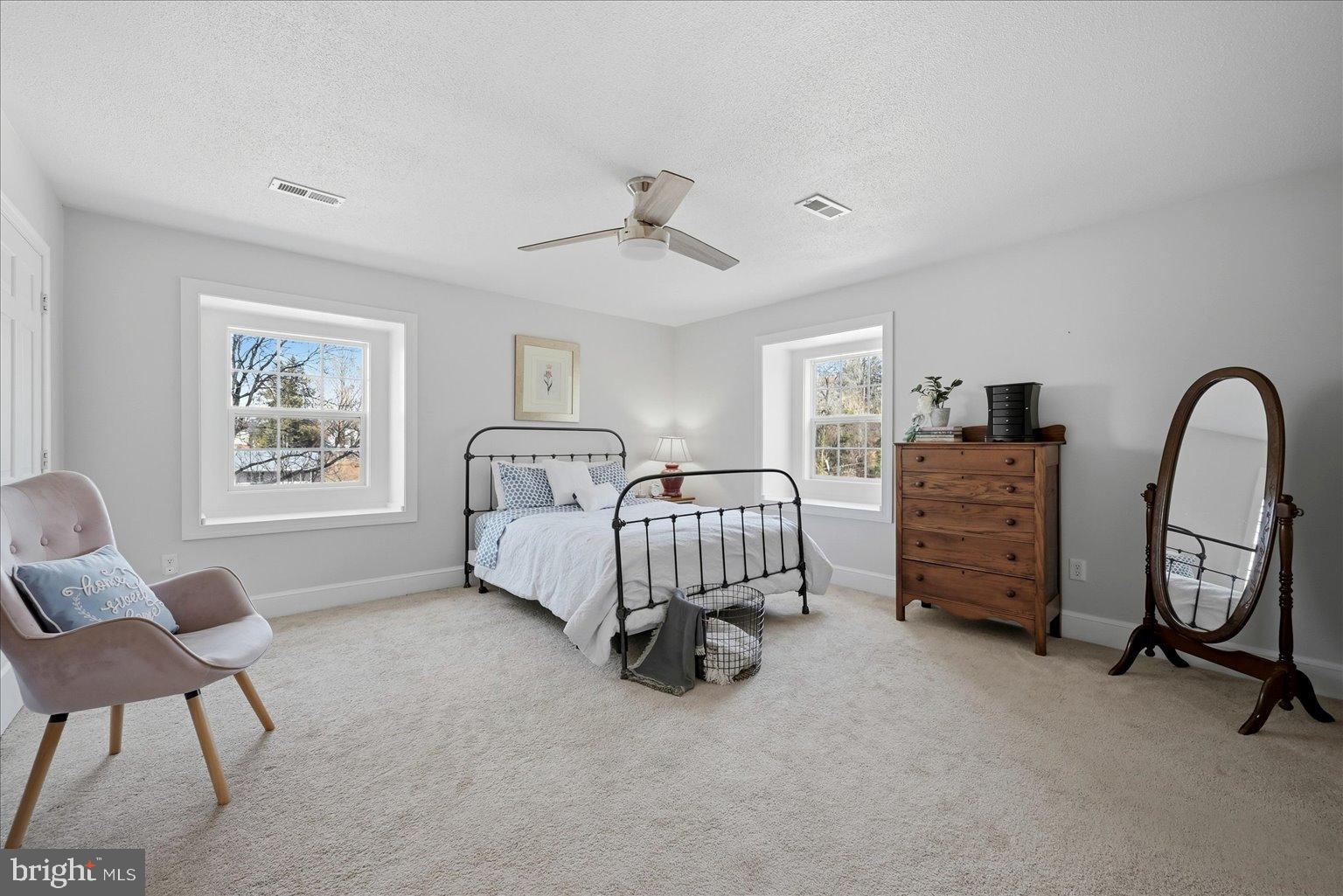 HOLLY HILL - Residential