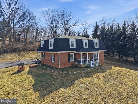 420 LURAY AVENUE FRONT ROYAL VA 22630