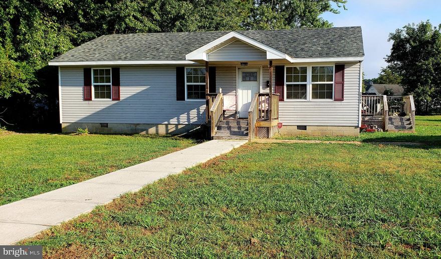 **NOW OFFERING 3% CLOSING ASSISTANCE & Washer/Dryer allowance of $1000!!** Back on the market with new insulation and vapor barrier in crawl space,  new fridge and stove. Great investment property to rent or perfect first time home buying opportunity without breaking the bank.  This home is a 3 bedroom, 1 bath that was recently remodeled in 2013. Featuring an eat-in kitchen with ceramic tile, central heat and air, great floor plan and much more.