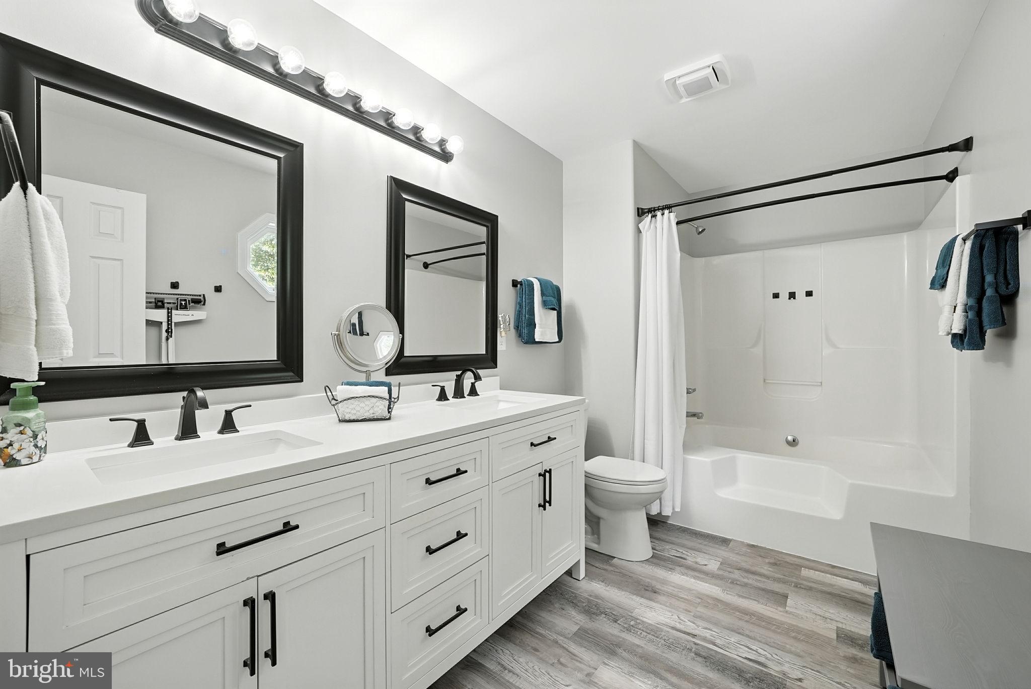 WIDEWATER BEACH - Residential