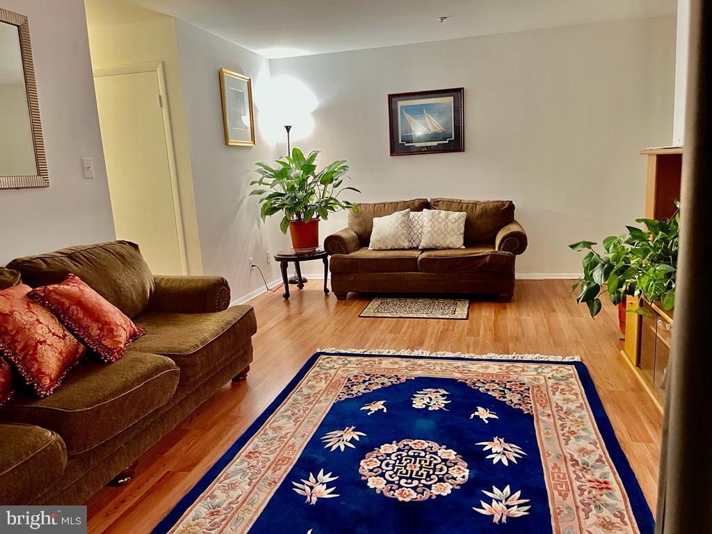 WILLOW WOOD - Residential