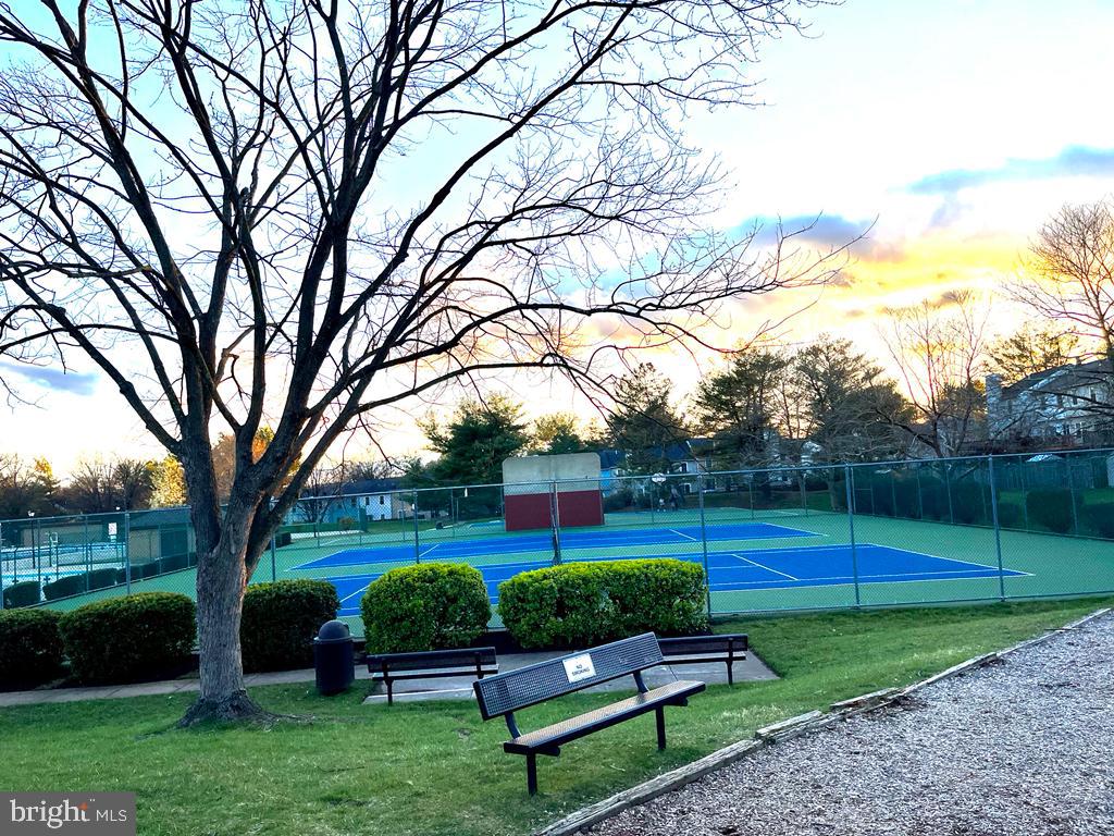 WILLOW WOOD - Residential